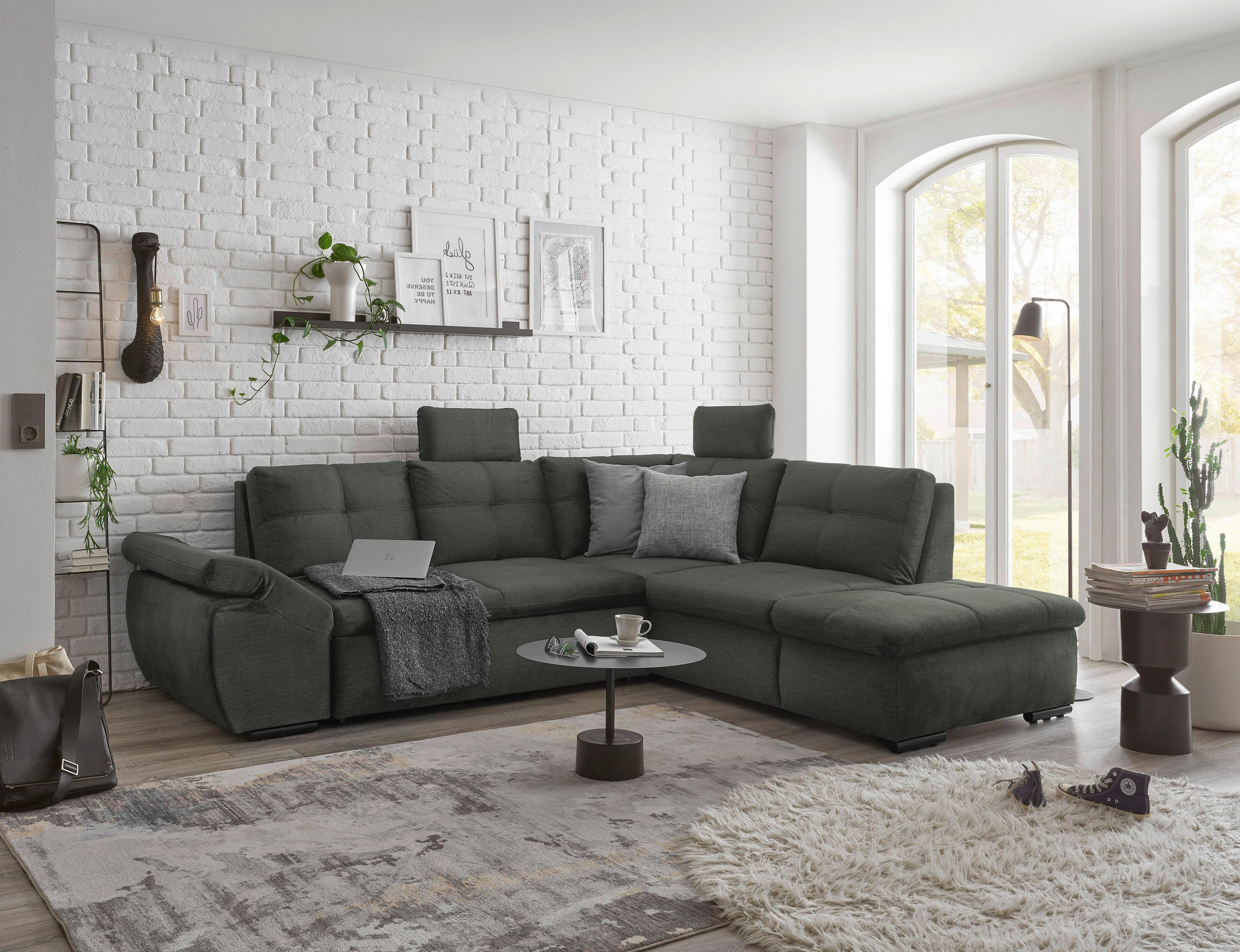 ECKSOFA in Mikrovelours Dunkelgrün  - Dunkelgrün/Schwarz, KONVENTIONELL, Kunststoff/Textil (265/217cm) - Carryhome