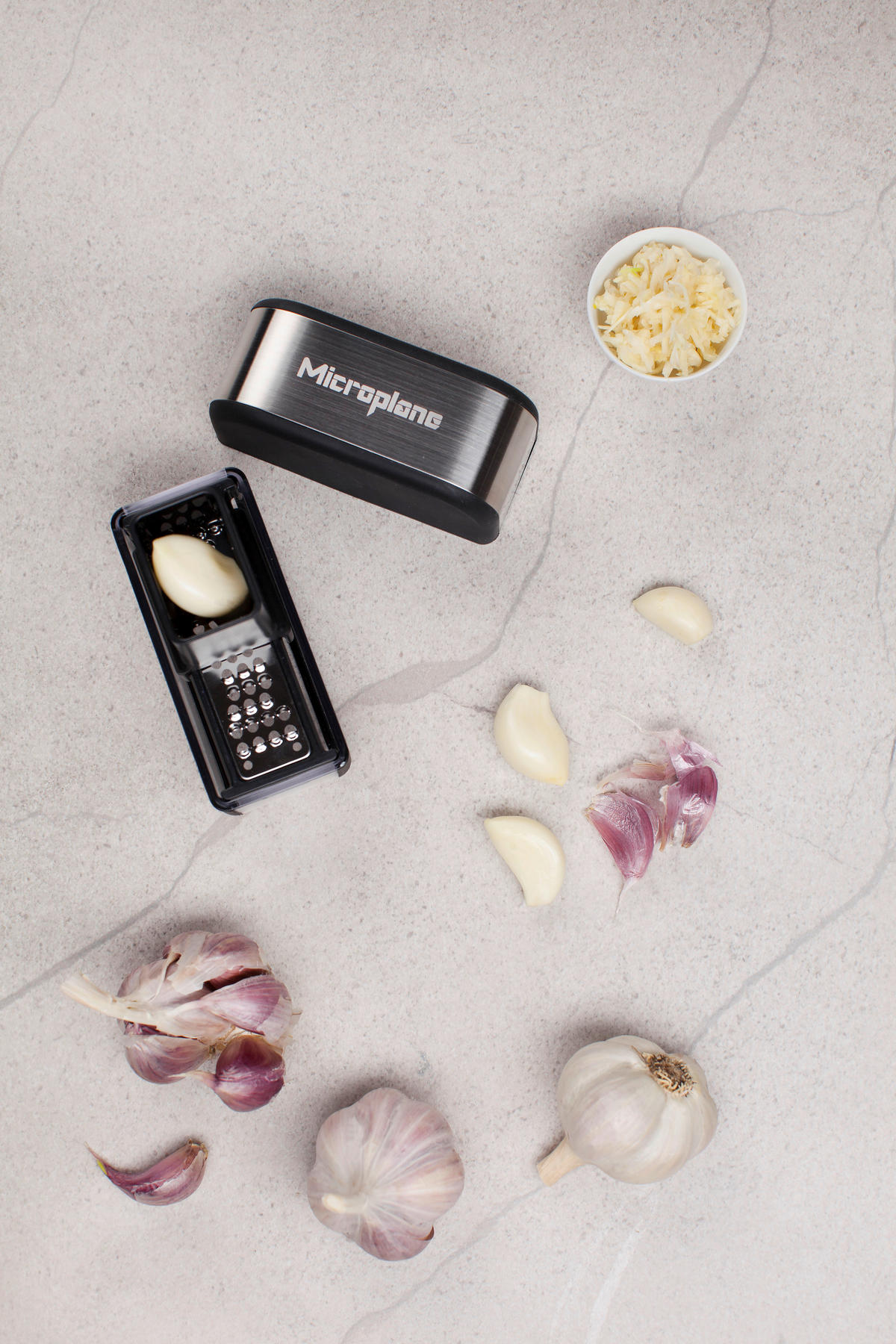 KNOBLAUCHSCHNEIDER  - Transparent/Schwarz, Basics, Kunststoff/Metall (7,8/9,1/4cm) - MICROPLANE