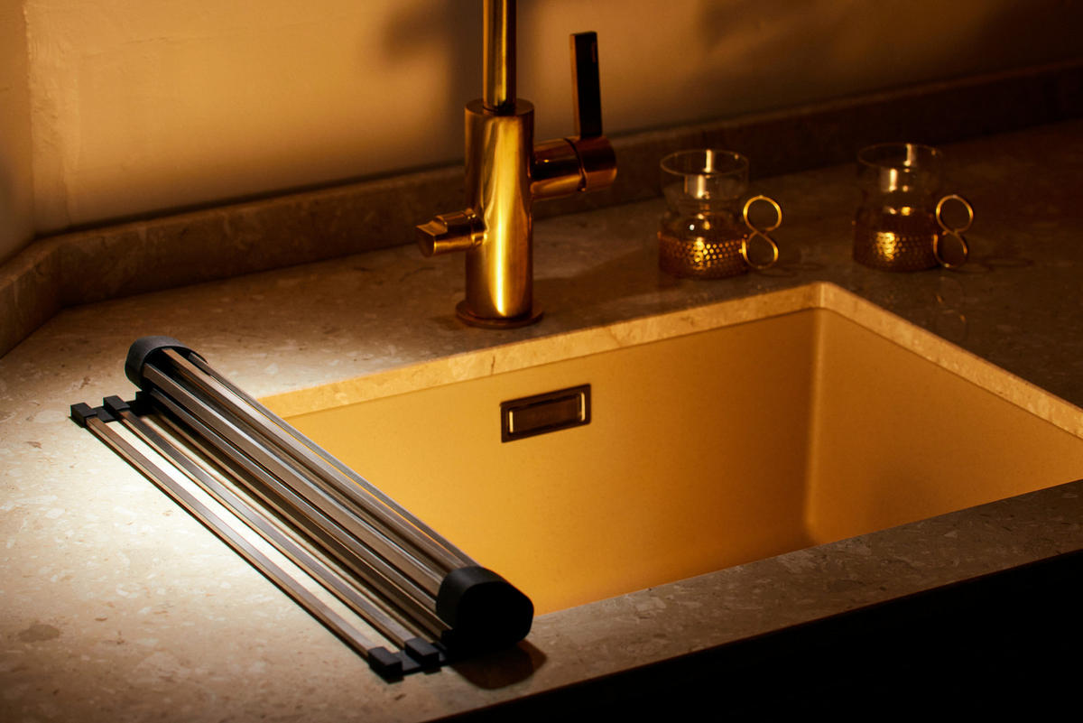 ABTROPFMATTE   - Edelstahlfarben, Basics, Metall (46/32/0,8cm) - HAPPY SINKS