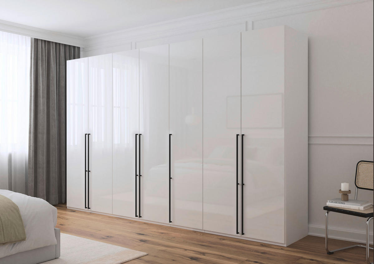 DREHTÜRENSCHRANK 350/235/61 cm,  in Weiß, Weiß Hochglanz, 7-türig  - Weiß Hochglanz/Schwarz, Basics, Holzwerkstoff/Metall (350/235/61cm) - Novel