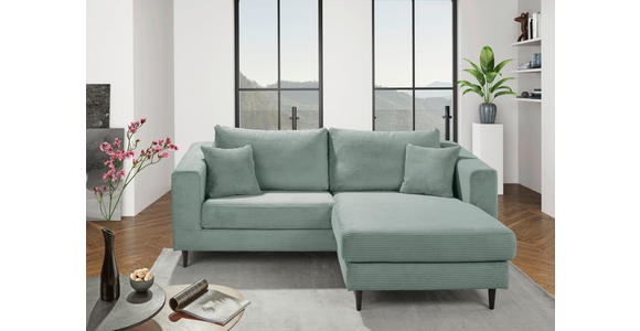 Carryhome ECKSOFA Olivgrün Cord, links davon: Beistelltisch, Blume in grün, Lektüre, rechts davon: Topfpflanze in grün in hellem Wohnzimmer.