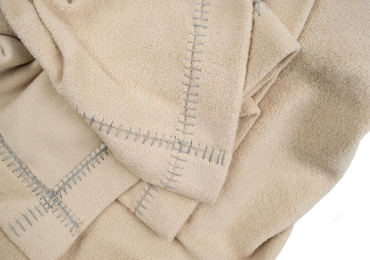 FLEECEDECKE Soft Greeny 140/190 cm  - Beige, KONVENTIONELL, Textil (140/190cm) - Zoeppritz