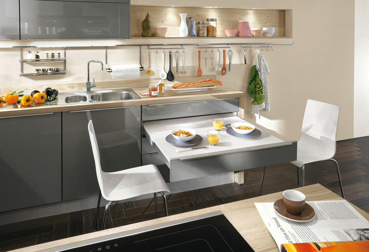 KUCHYNĚ NA MÍRU FINN - Design, kompozitní dřevo - Celina