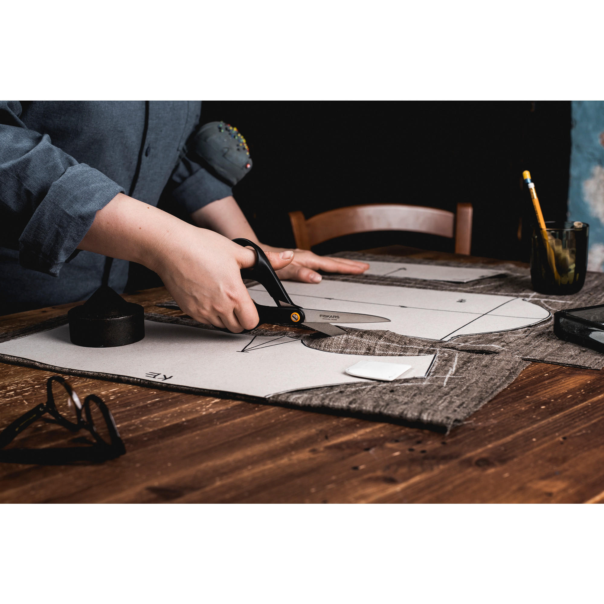 ŠKARE ZA KUĆANSTVO FISKARS FUNCTIONAL FORM  - Basics, metal/plastika (21cm) - Fiskars
