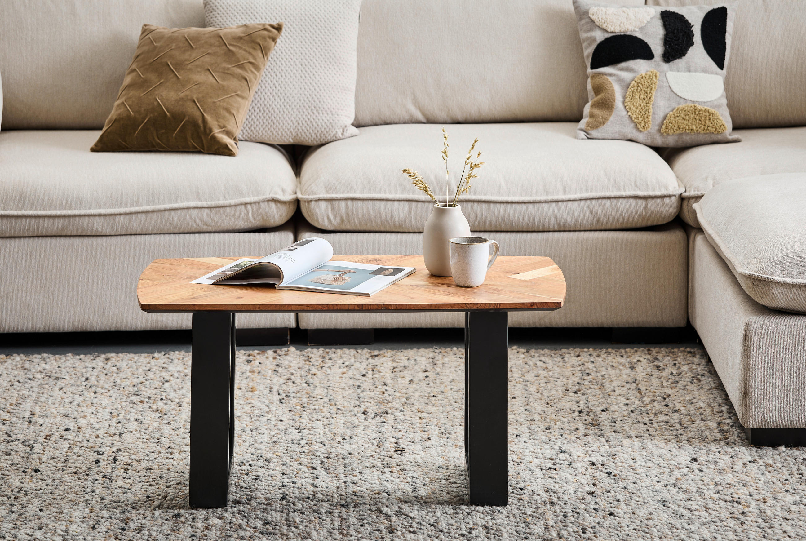 COUCHTISCH Akazie Hartholz oval Schwarz, Akaziefarben  - Schwarz/Akaziefarben, Natur, Holz/Metall (90/50/45cm) - Livetastic