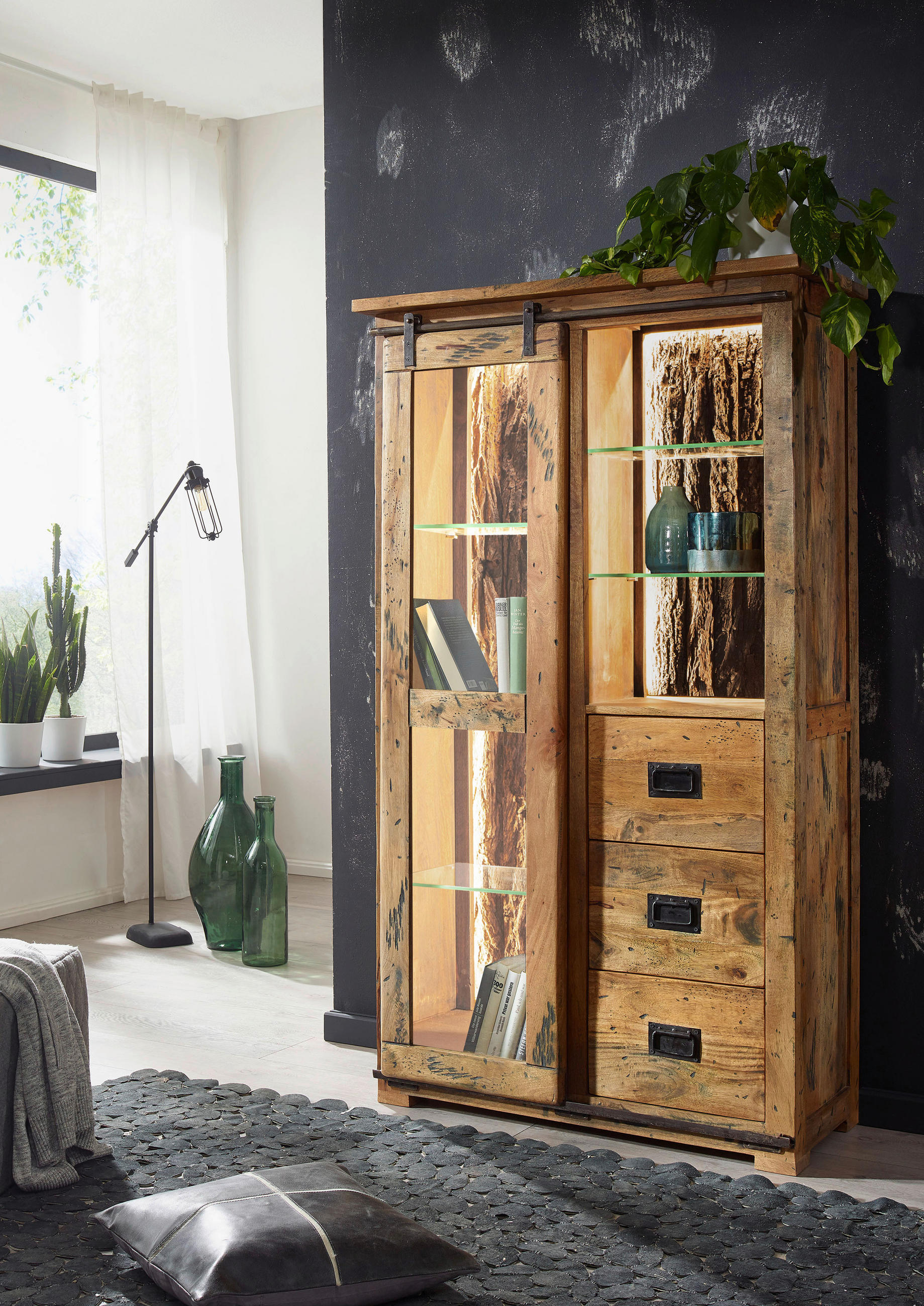 VITRINE in massiv Mangoholz Braun, Schwarz  - Schwarz/Braun, KONVENTIONELL, Glas/Holz (100/175/45cm) - Livetastic