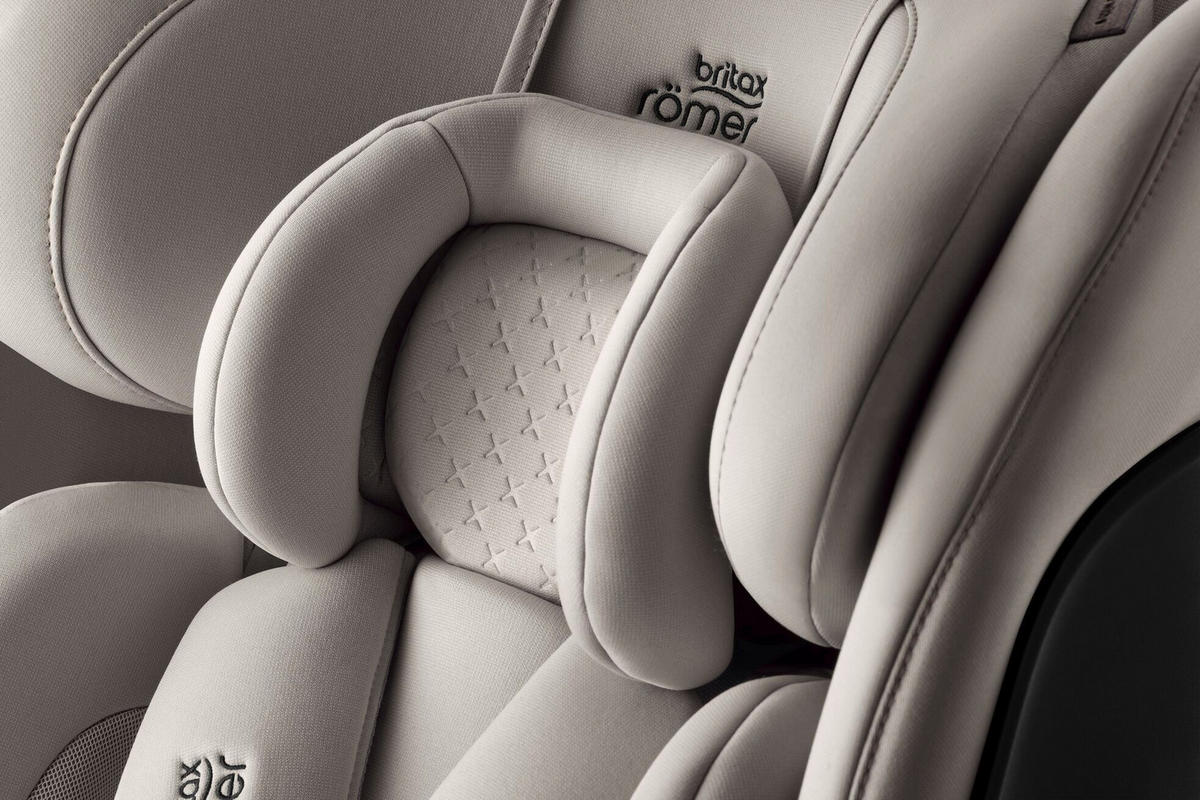 REBOARDER-KINDERSITZ SWIVEL-GROW MAX AIR  - Beigebraun, Basics, Kunststoff/Textil (44/57/56cm) - Britax Römer