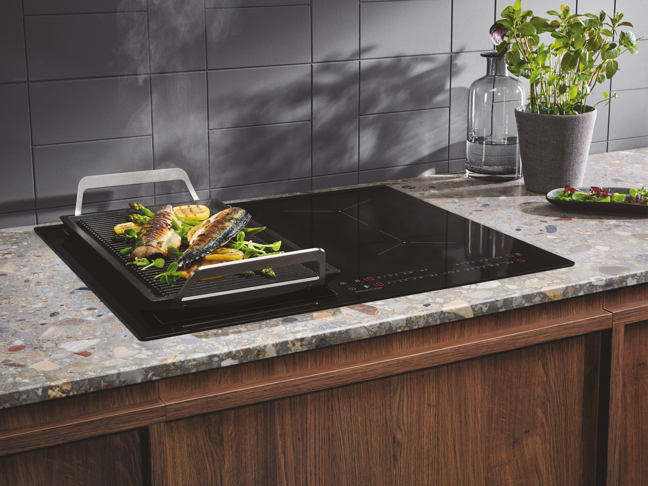 INDUKTIONSKOCHFELD LIV834I  - Schwarz, Basics, Glas (58,0/4,4/51,0cm) - Electrolux
