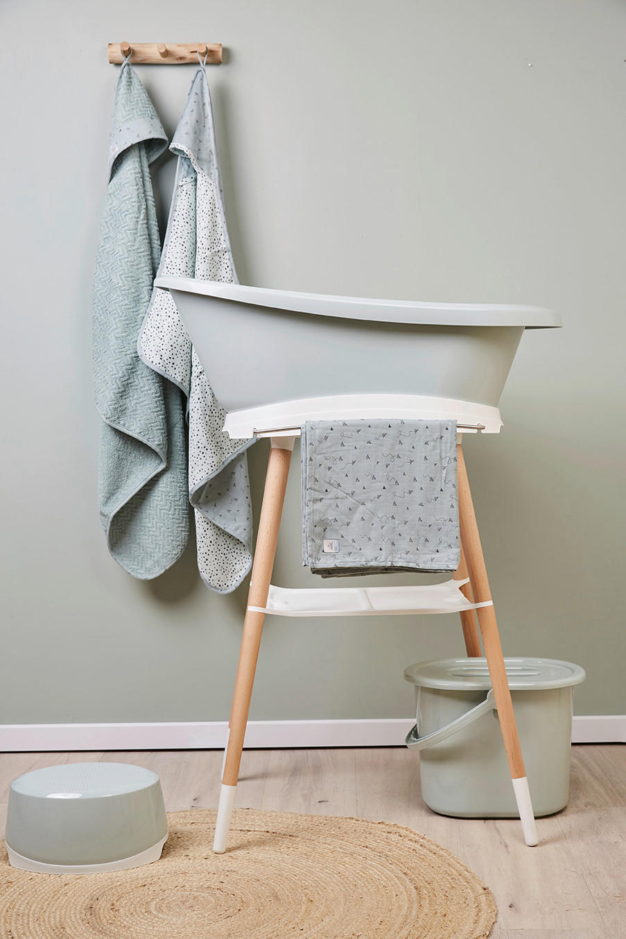 BADEWANNENSTÄNDER Fabulous Sky Green  - Grün, Basics, Holz (49,8/60/83,4cm) - Bebe Jou