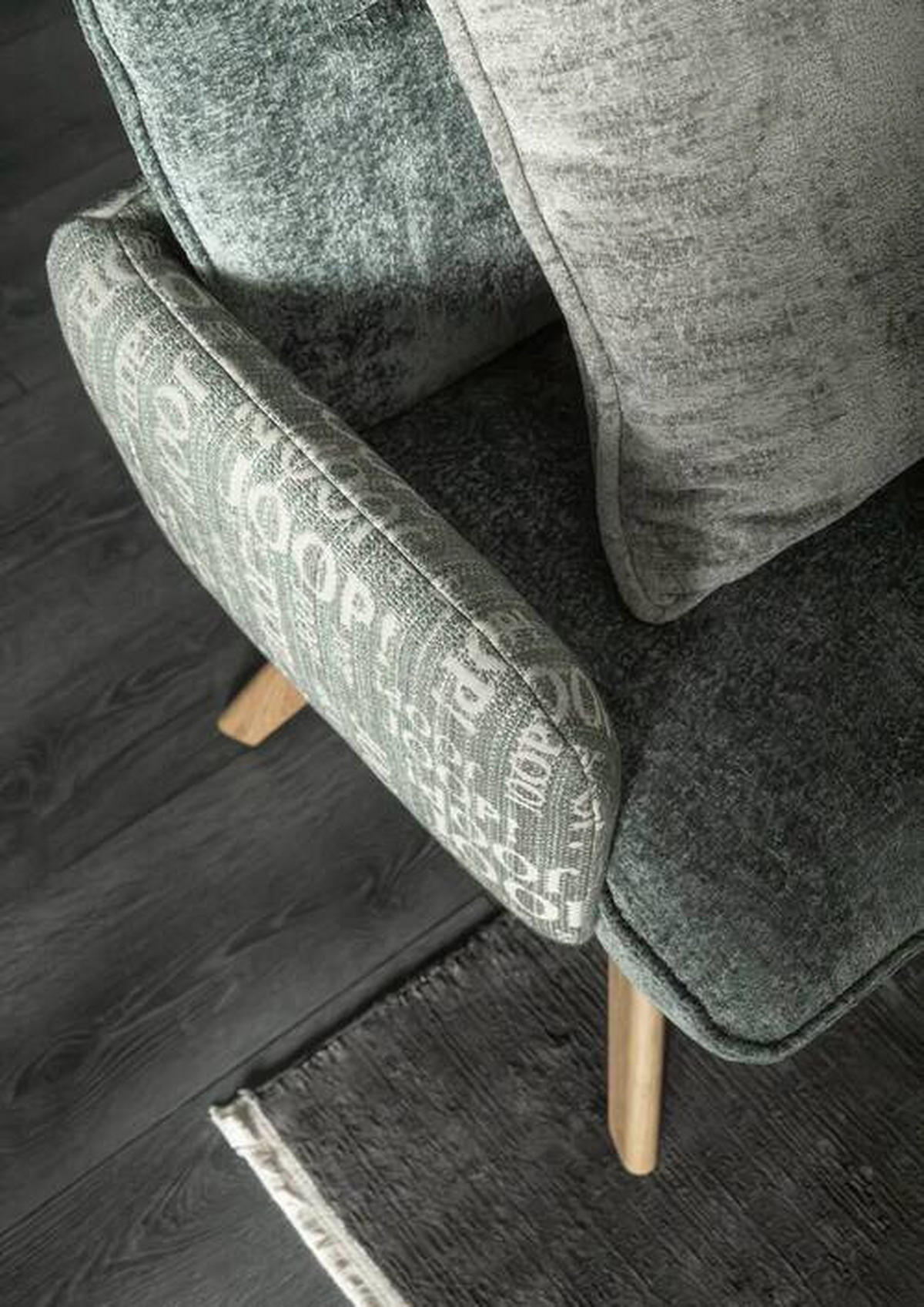 ARMLEHNSTUHL  in Chenille, Flachgewebe  - Graublau/Eichefarben, Design, Holz/Textil (59/91/64cm) - Joop!
