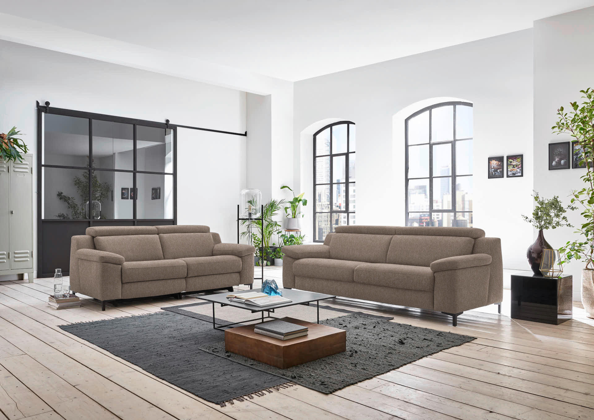 3-SITZER-SOFA in Chenille Hellbraun  - Hellbraun/Schwarz, Design, Textil/Metall (230/104/104cm) - Valdera