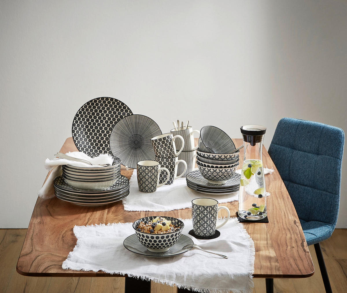 KOMBINOVANÝ SERVIS, 30-dielne, porcelán - čierna/biela, Lifestyle, keramika - Ritzenhoff Breker