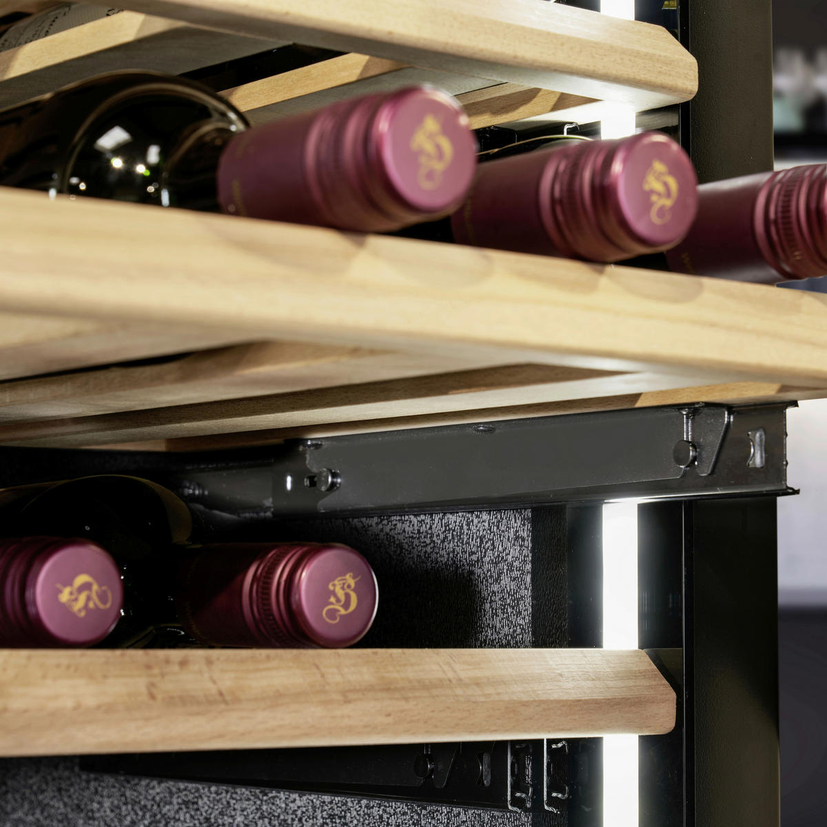 WEINKÜHLSCHRANK WineExcellence WE 60  - Schwarz, Basics, Glas (59,5/123,8/55,9cm) - CASO Design
