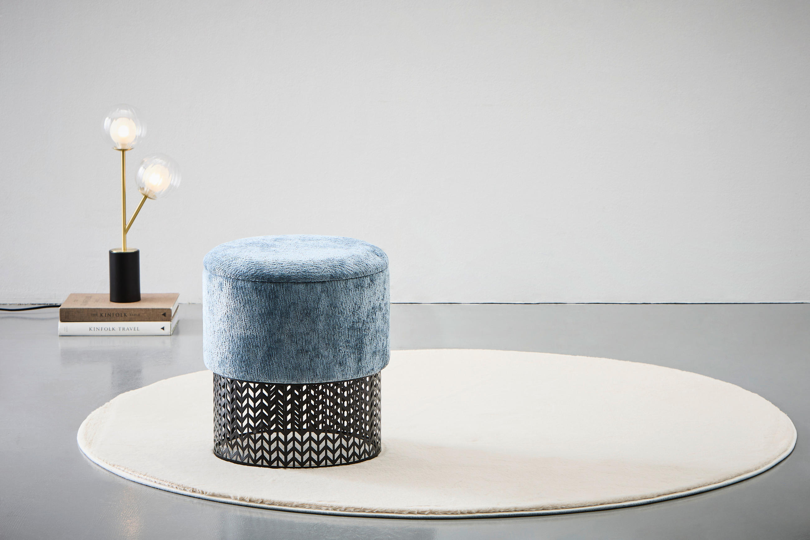 HOCKER Chenille Blau  - Blau, Design, Textil/Metall (40/44/40cm) - MID.YOU