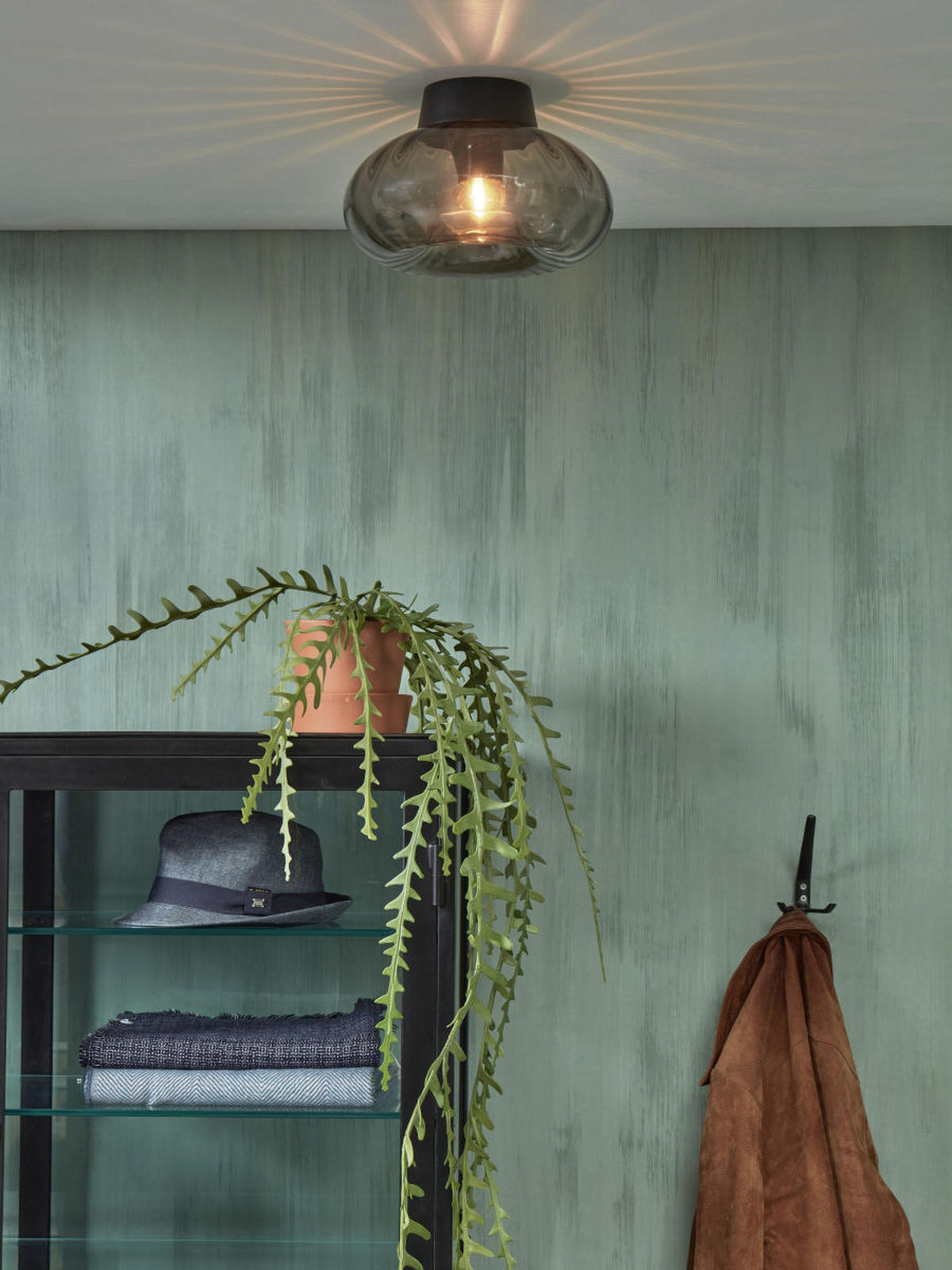 TAKLAMPA Brussels 28 cm  - svart, Basics, metall/glas (28cm) - It's about Romi