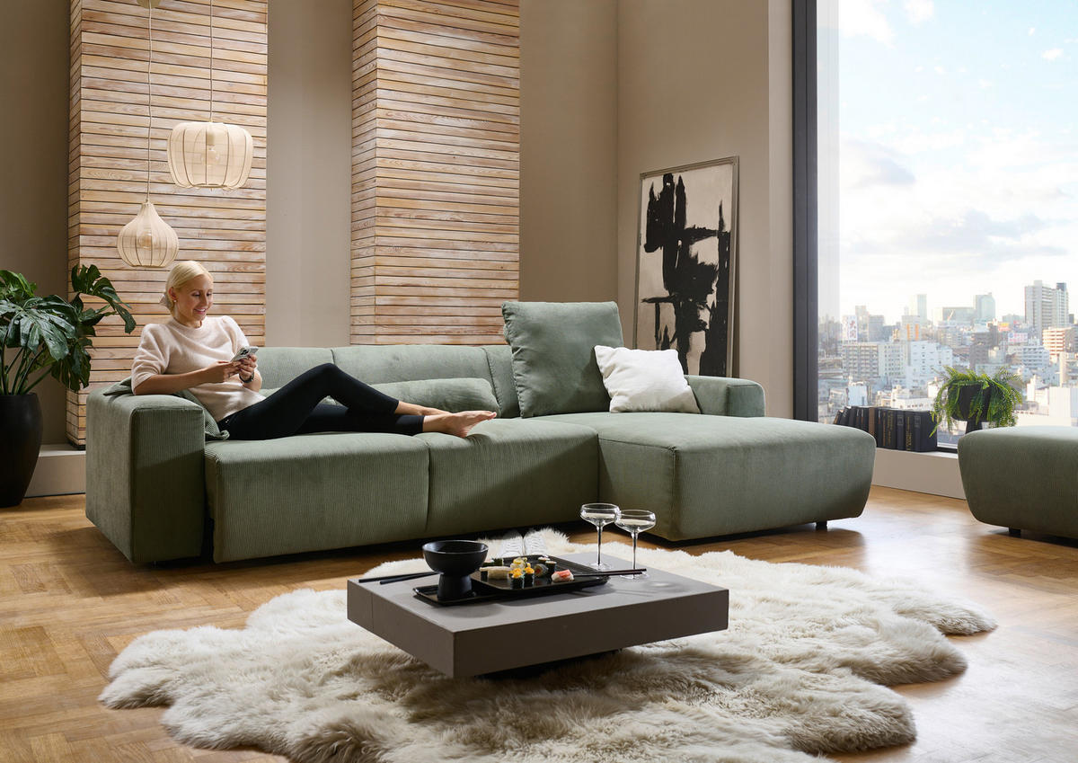ECKSOFA in Feincord Waldgrün  301/177 cm  - Waldgrün/Schwarz, Design, Kunststoff/Textil (301/177cm) - Beldomo Style