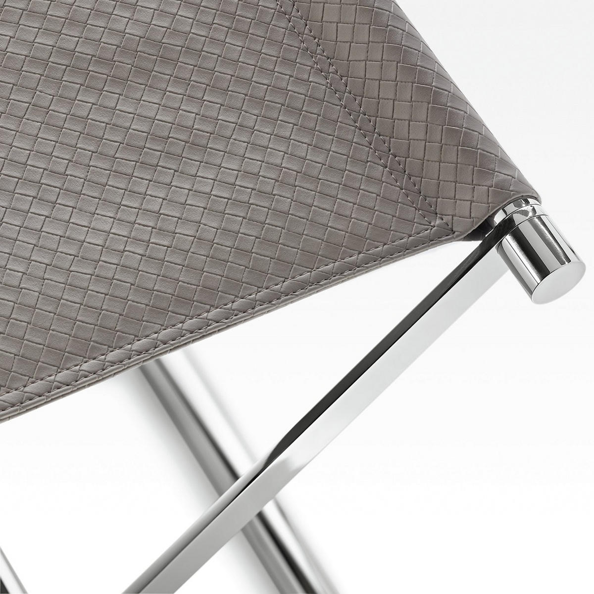 KLAPPHOCKER Lederlook Chromfarben, Beige  - Chromfarben/Beige, Design, Textil/Metall (34,5/45/45cm) - Joop!