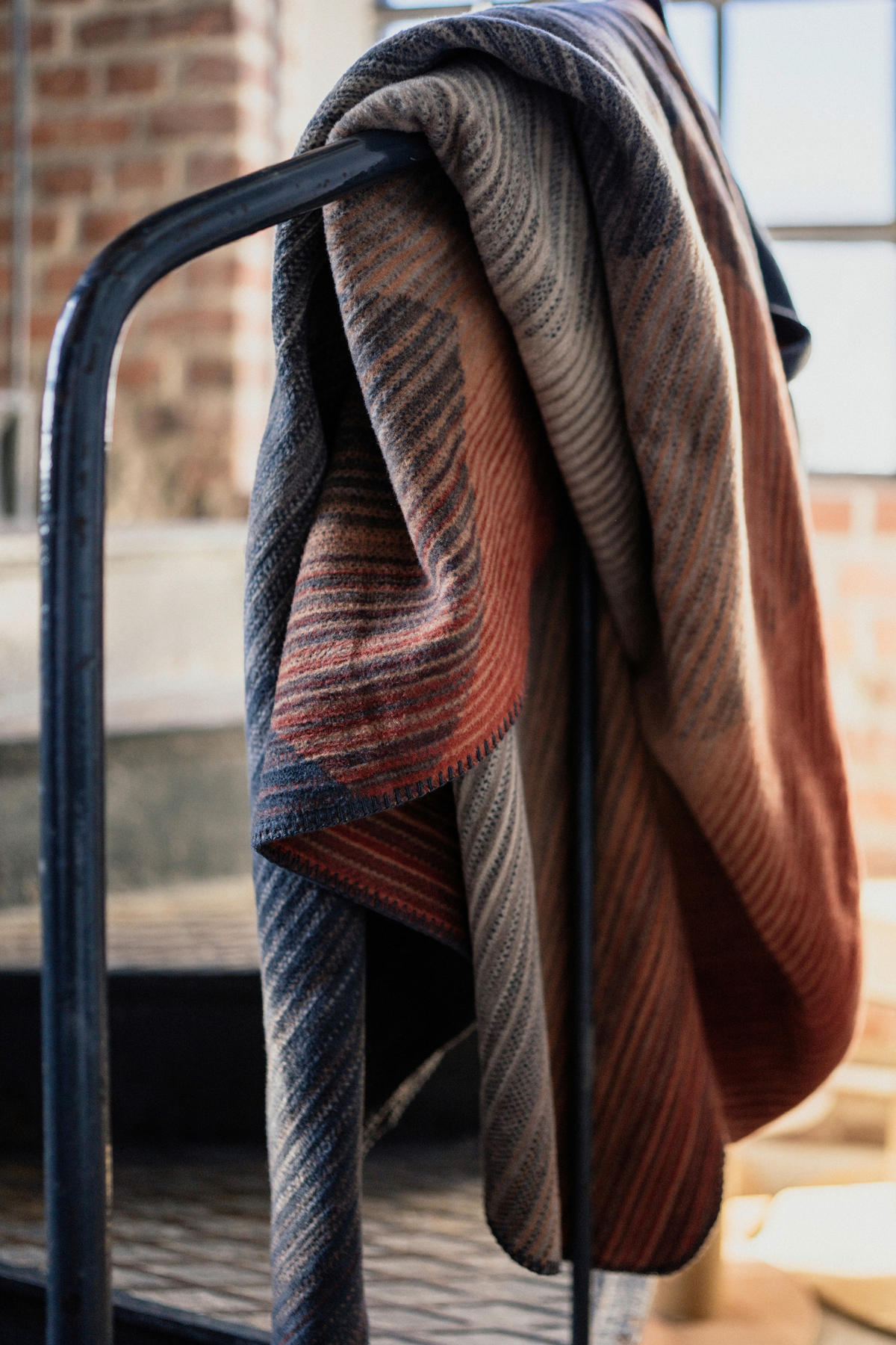 DEKORATIVNA ODEJA 150/200 cm antracit, oranžna  - oranžna/antracit, Basics, tekstil (150/200cm) - Novel