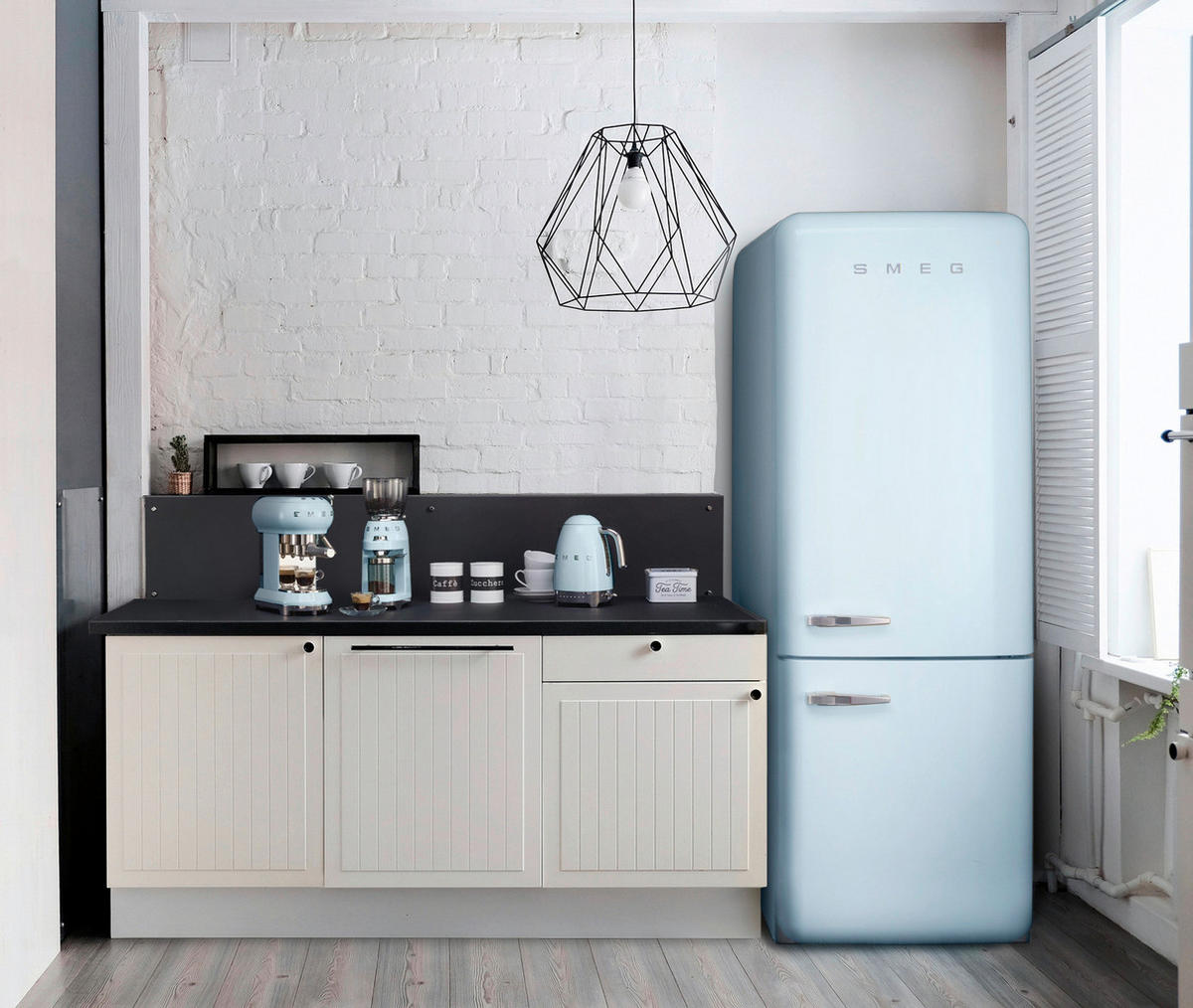 WASSERKOCHER 1.7 l  - Pastellblau, Basics, Metall (22,6/24,8/17,1cm) - SMEG