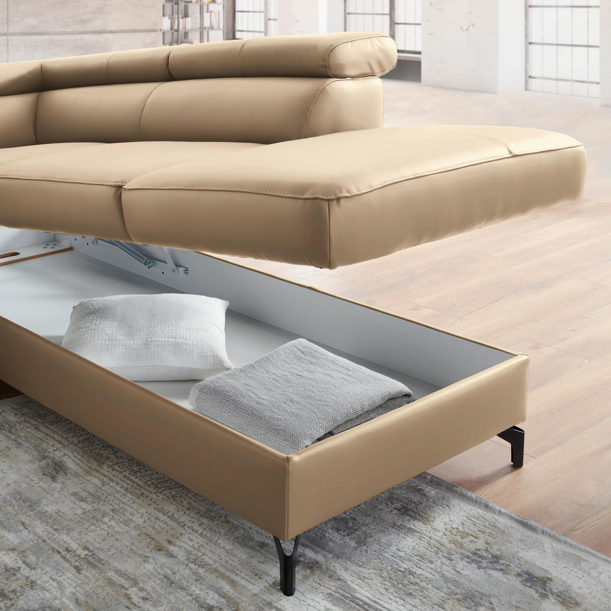 ECKSOFA in Echtleder Beige  - Beige/Schwarz, Design, Leder/Metall (256/220cm) - Celina Home