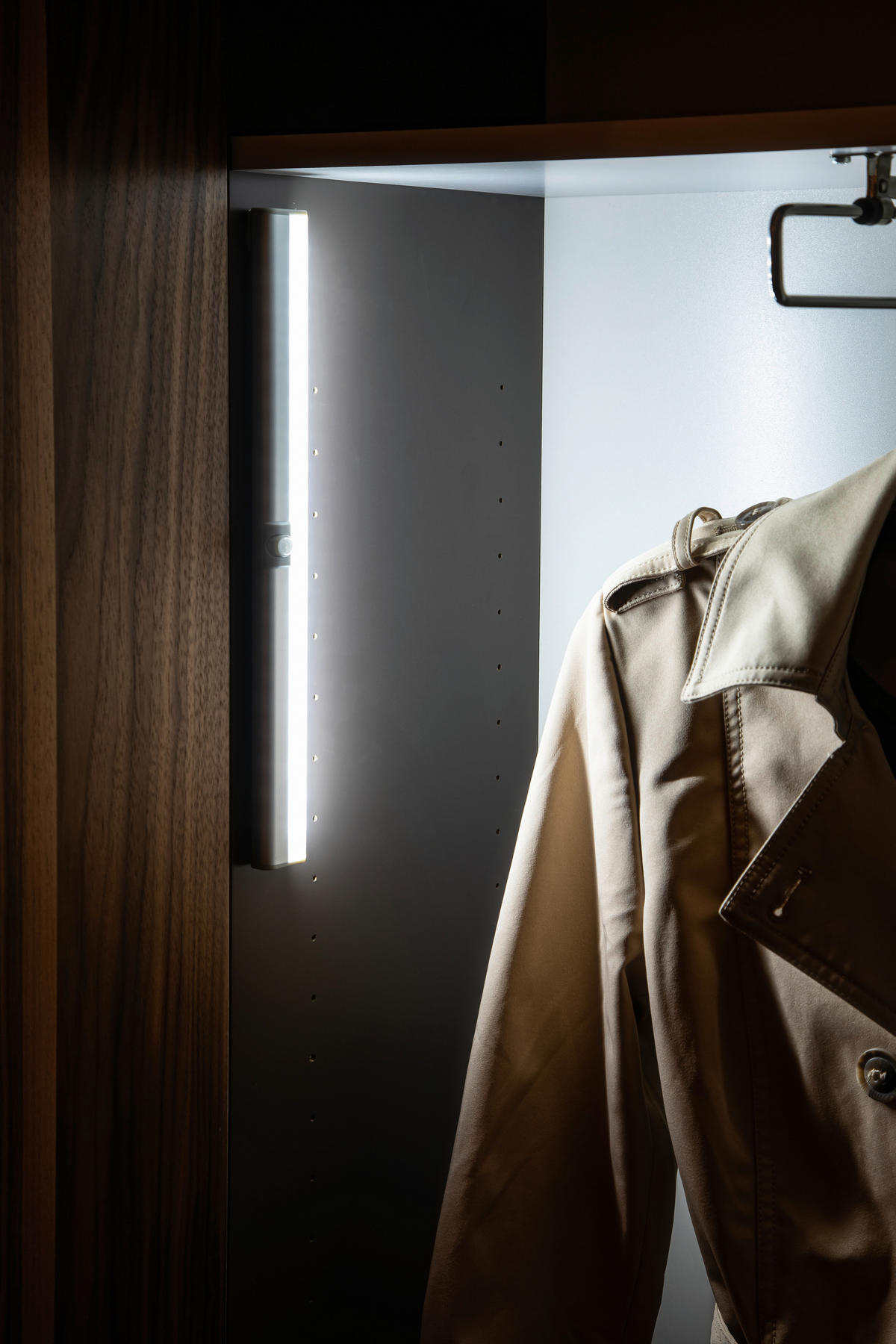 GARDEROBE  in 240/198/29 cm  - Graubraun/Nussbaumfarben, Design, Holzwerkstoff (240/198/29cm) - Moderano