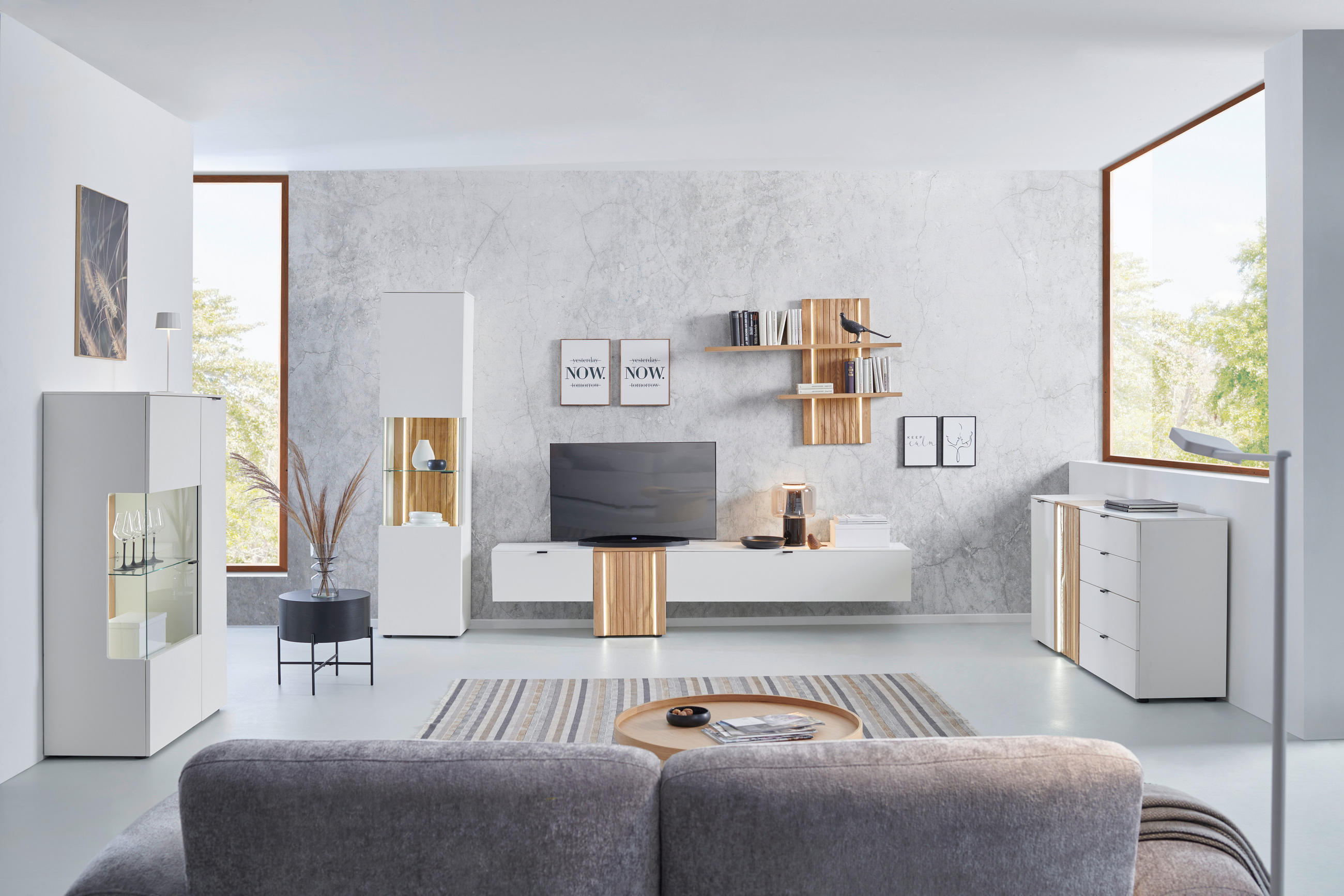 WOHNWAND  in Weiss, Eichefarben 310/203/42 cm  - Weiss/Eichefarben, Design, Glas/Holz (310/203/42cm) - Novel