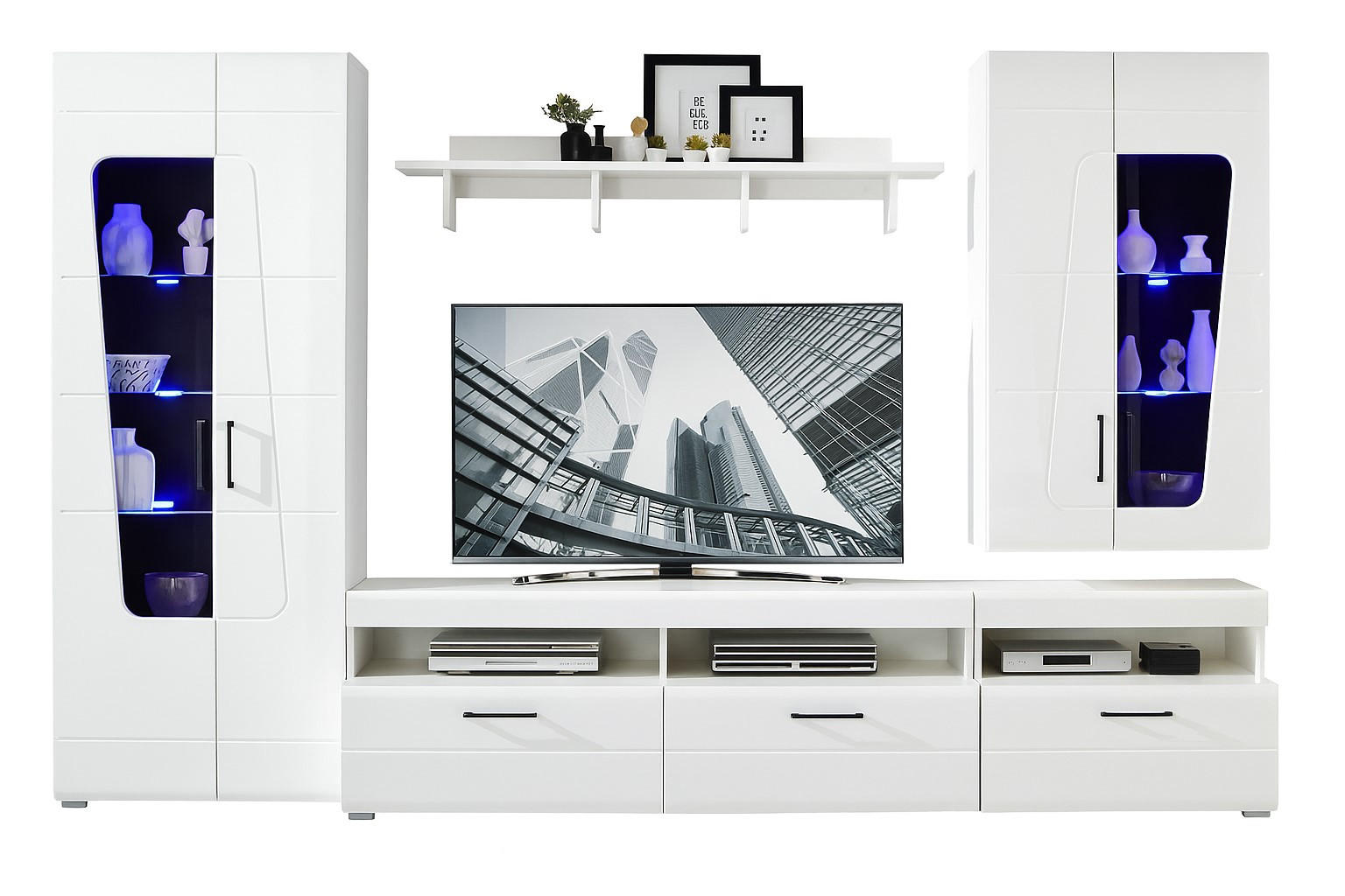 ANSAMBLU MOBILIER CAMERA DE Z in alb