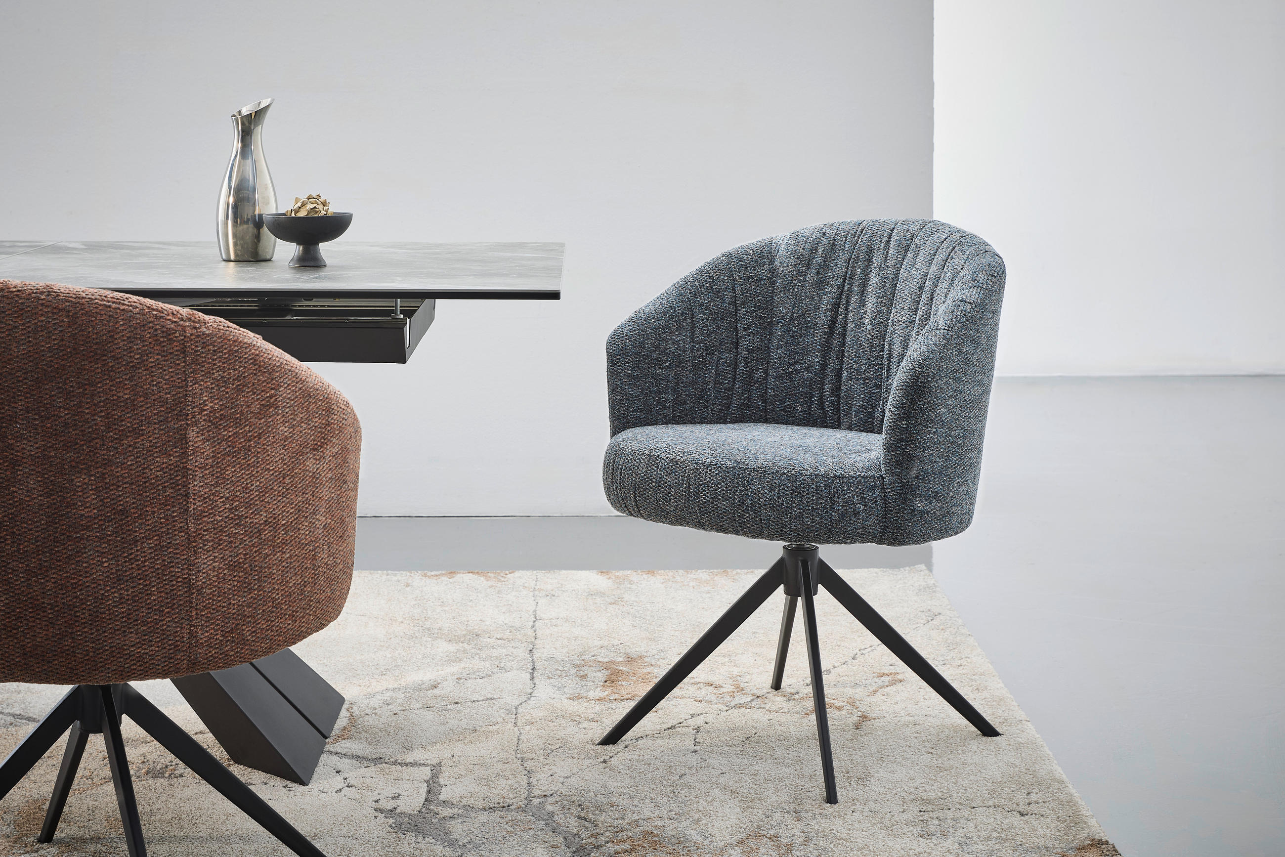 ARMLEHNSTUHL  in Eisen Chenille  - Blau/Schwarz, Design, Textil/Metall (63/81,5/62,5cm) - Dieter Knoll