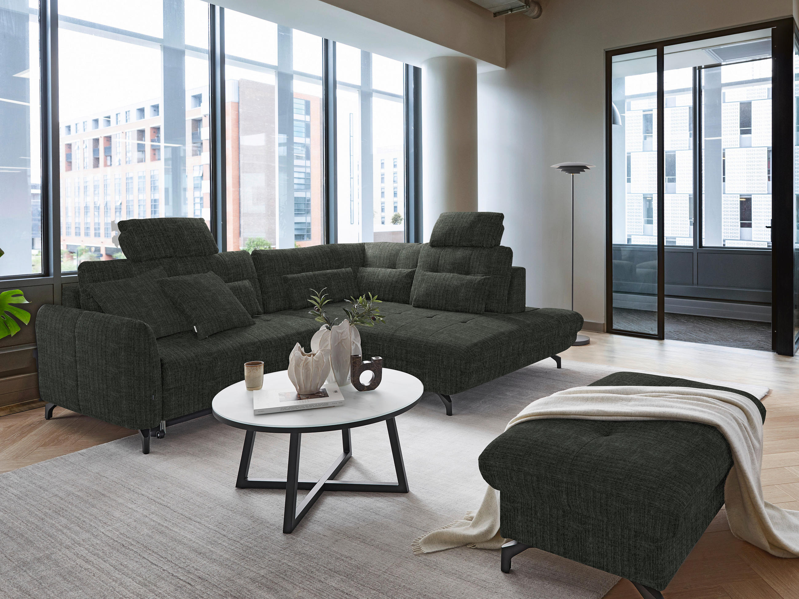 ECKSOFA in Flachgewebe, Leinenoptik Dunkelgrün  - Dunkelgrün/Schwarz, Modern, Textil/Metall (247/208cm) - Xora