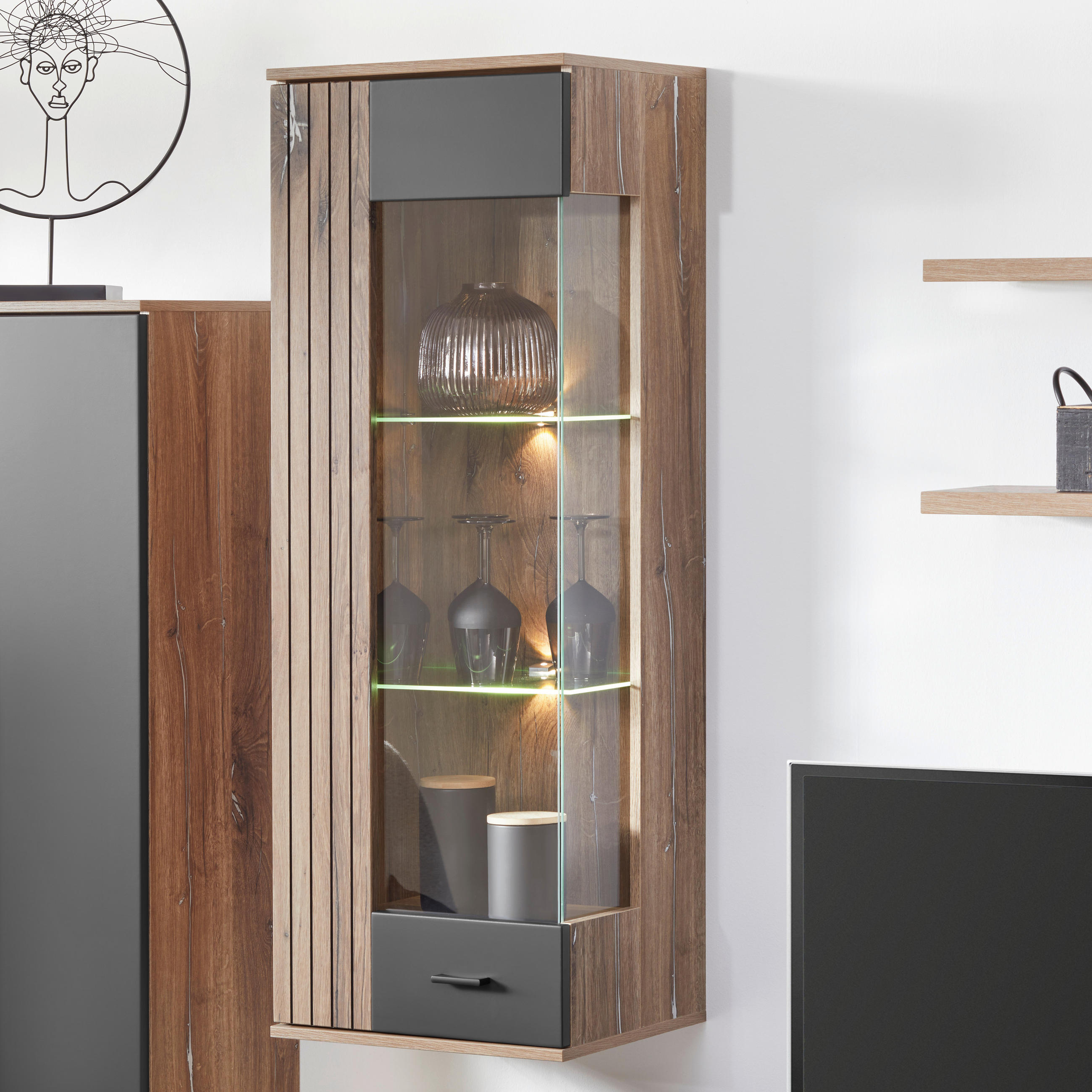 VISEĆA VITRINA   - crna, Moderno, staklo/metal (45/129/38cm) - Mömax