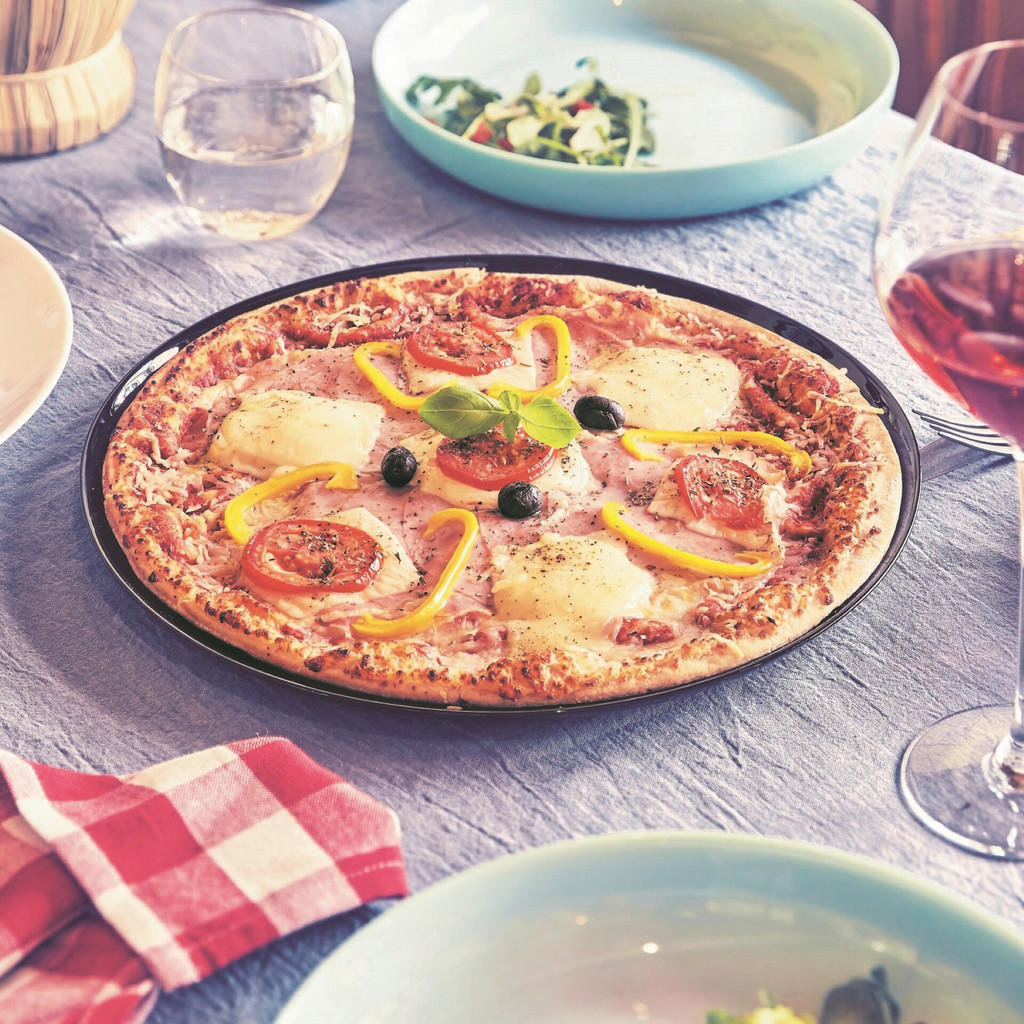 Thumbnail - Creatable Pizzateller Italien Party Schwarz, Schwarz, Glas, 6-teilig, rund, lebensmittelecht, stapelbar, Essen & Trinken...