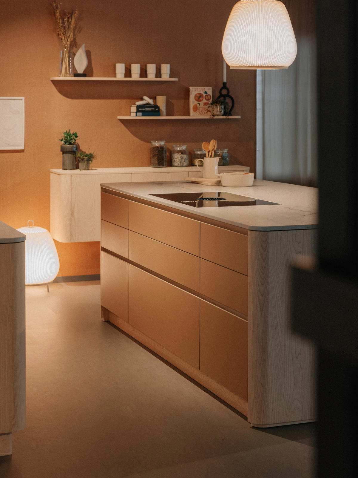 EINBAUKÜCHE   - Eschefarben, Basics, Holz - Walden