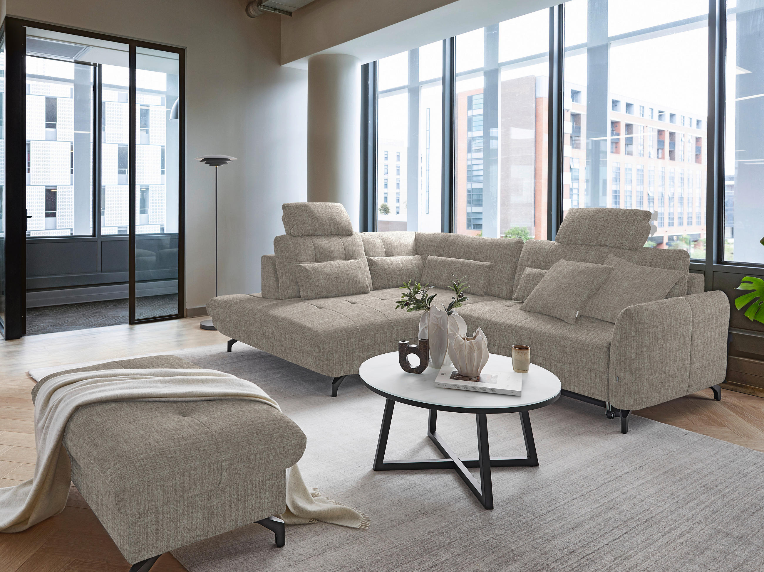 ECKSOFA in Flachgewebe, Leinenoptik Hellbraun  - Hellbraun/Schwarz, Design, Textil/Metall (208/247cm) - Xora