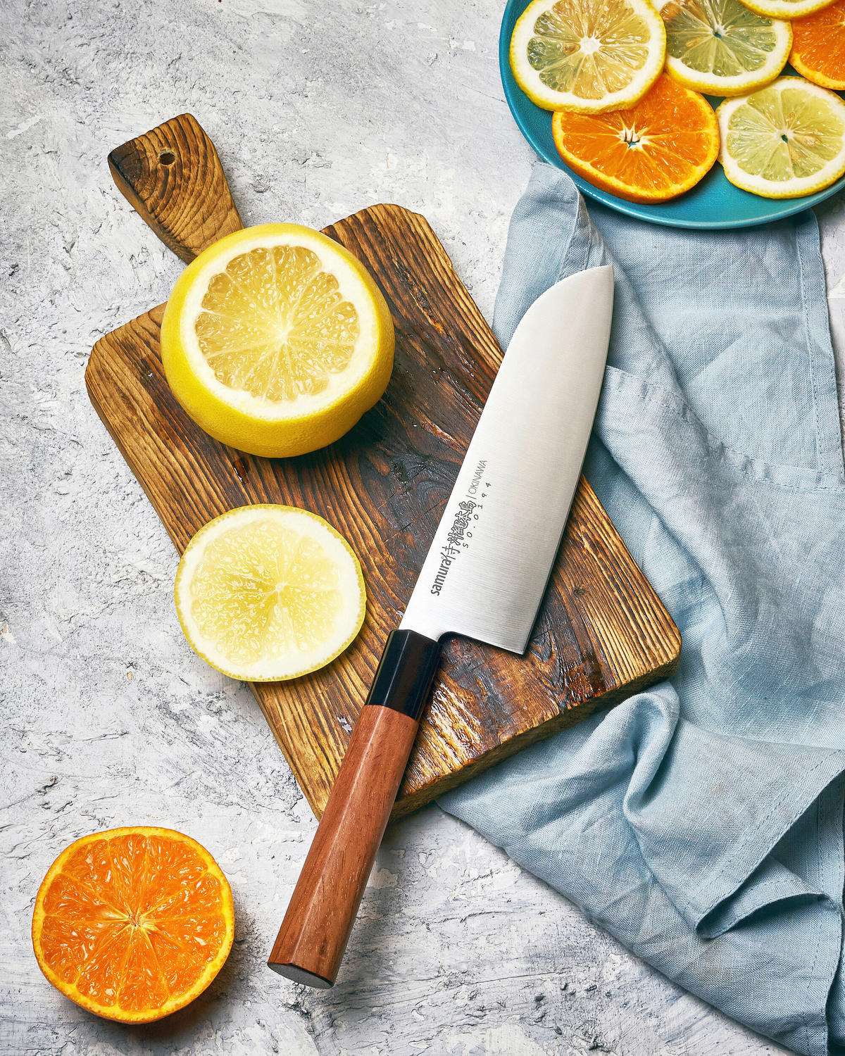 NOŽ SANTOKU  OKINAWA 32,3/5,7/2,2 cm           nerjaveče jeklo - srebrne barve/rjava, Basics, kovina/leseni material (32,3/5,7/2,2cm) - Samura