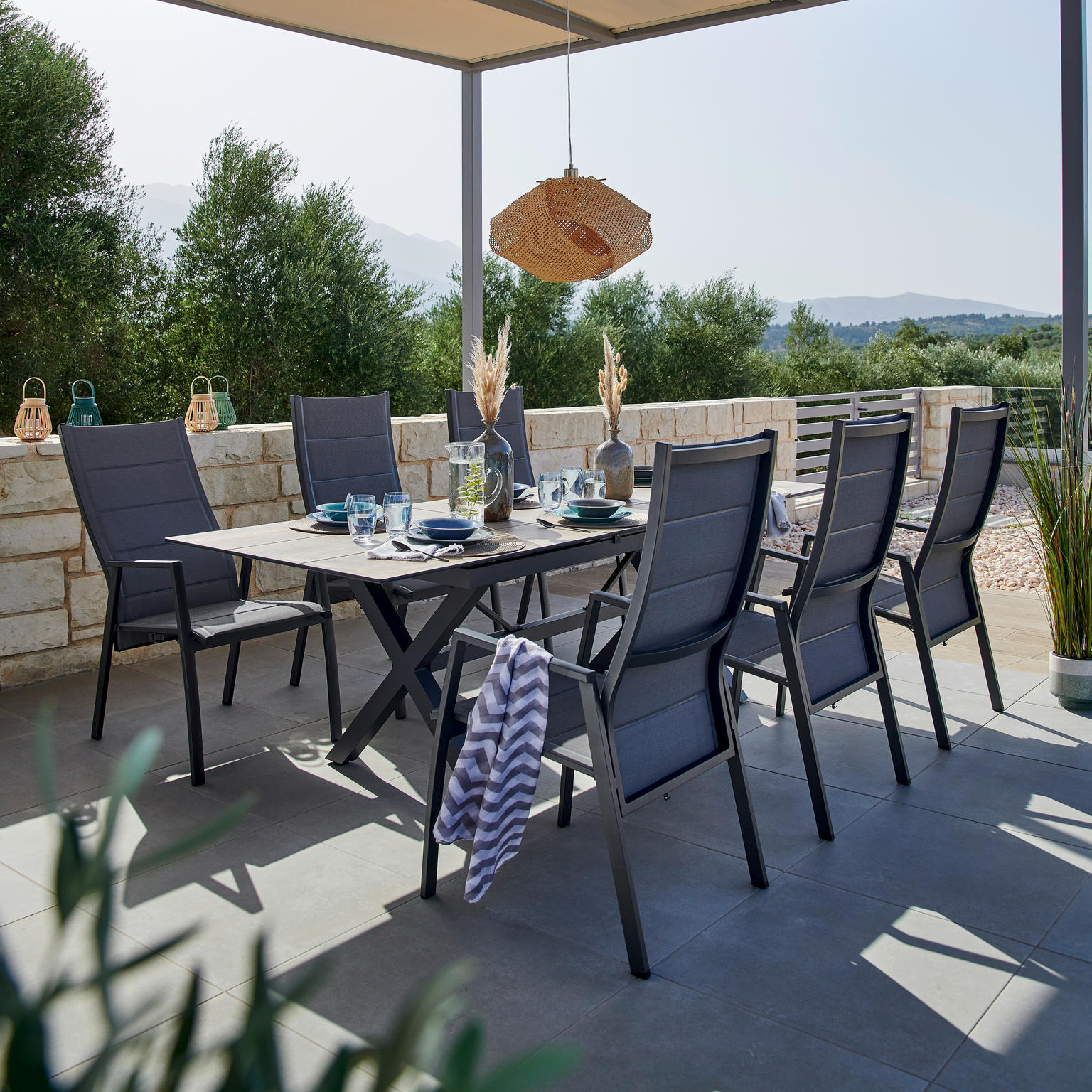 GARTENSESSEL Aluminium Anthrazit, Dunkelgrau - Einrichtungsbeispiel