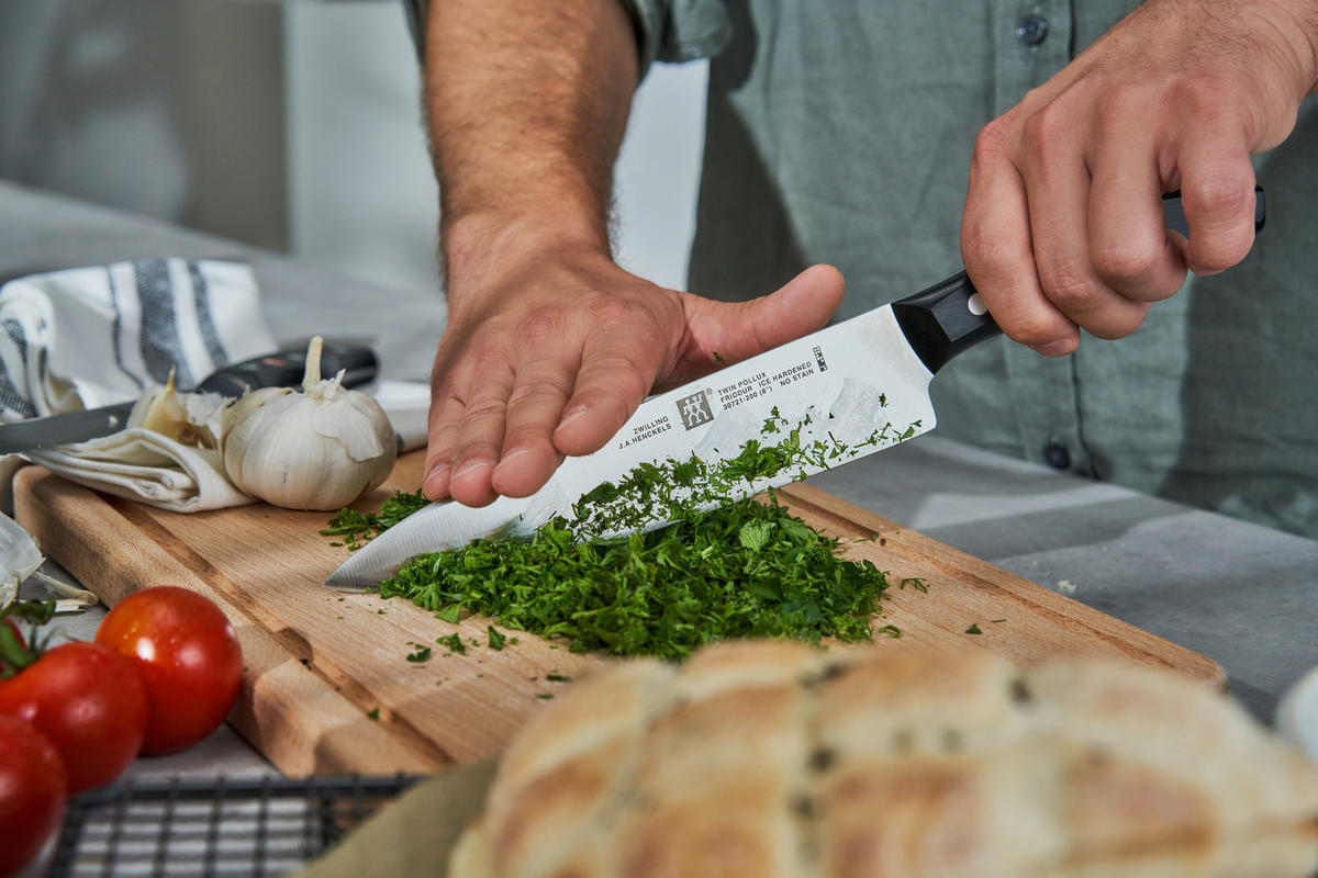 KOCHMESSER Signature 20 cm  - Edelstahlfarben/Schwarz, Basics, Kunststoff/Metall (20cm) - Zwilling