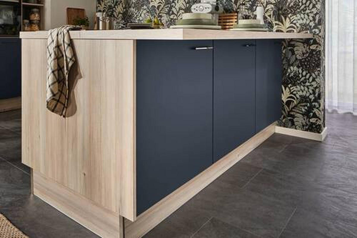 ECKKÜCHE  in Blau, Eichefarben  - Blau/Eichefarben, Design, Holzwerkstoff/Metall (150/280/192cm) - Xora