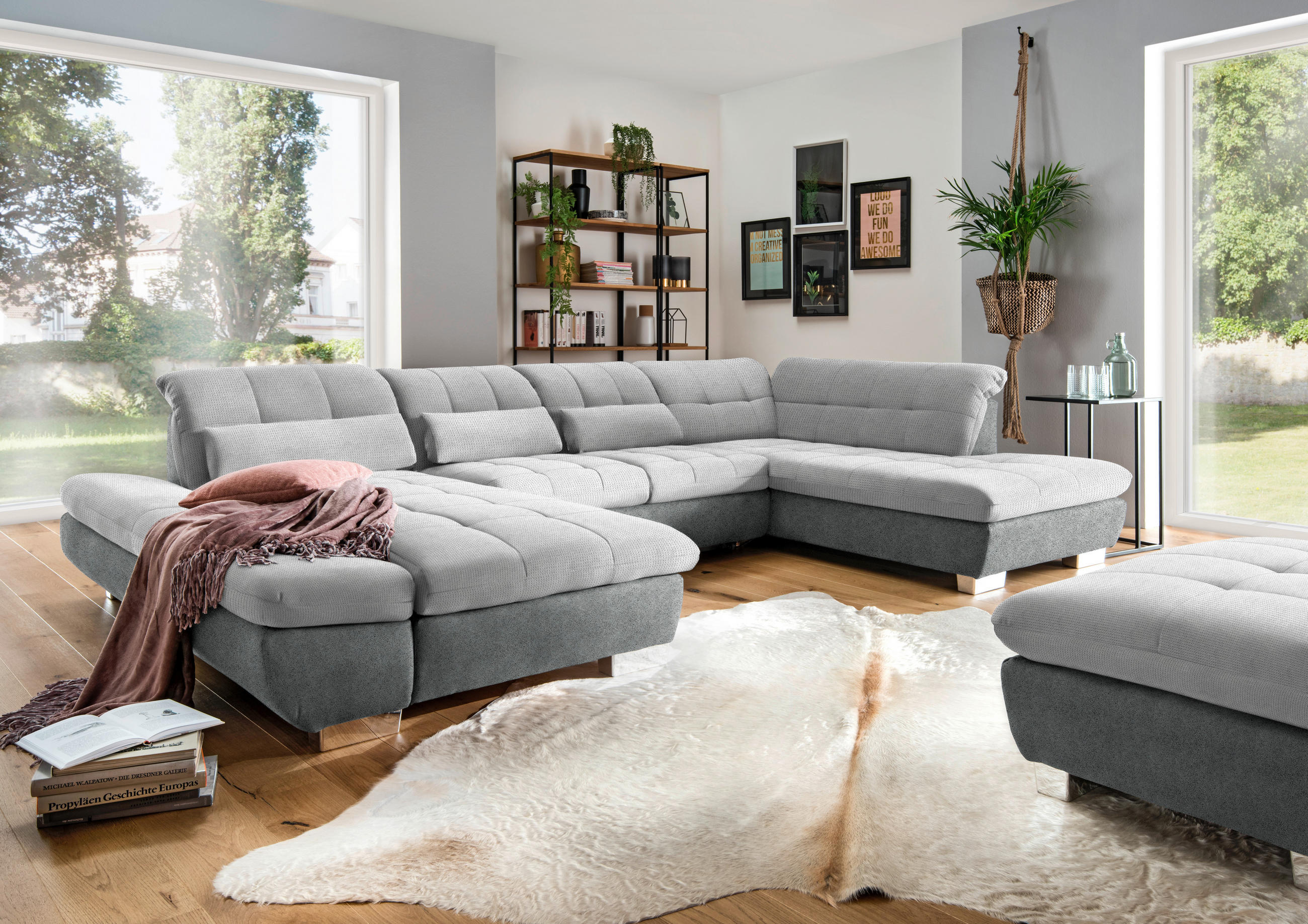 WOHNLANDSCHAFT in Mikrofaser Hellgrau  - Chromfarben/Hellgrau, Design, Kunststoff/Textil (204/350/211cm) - Xora