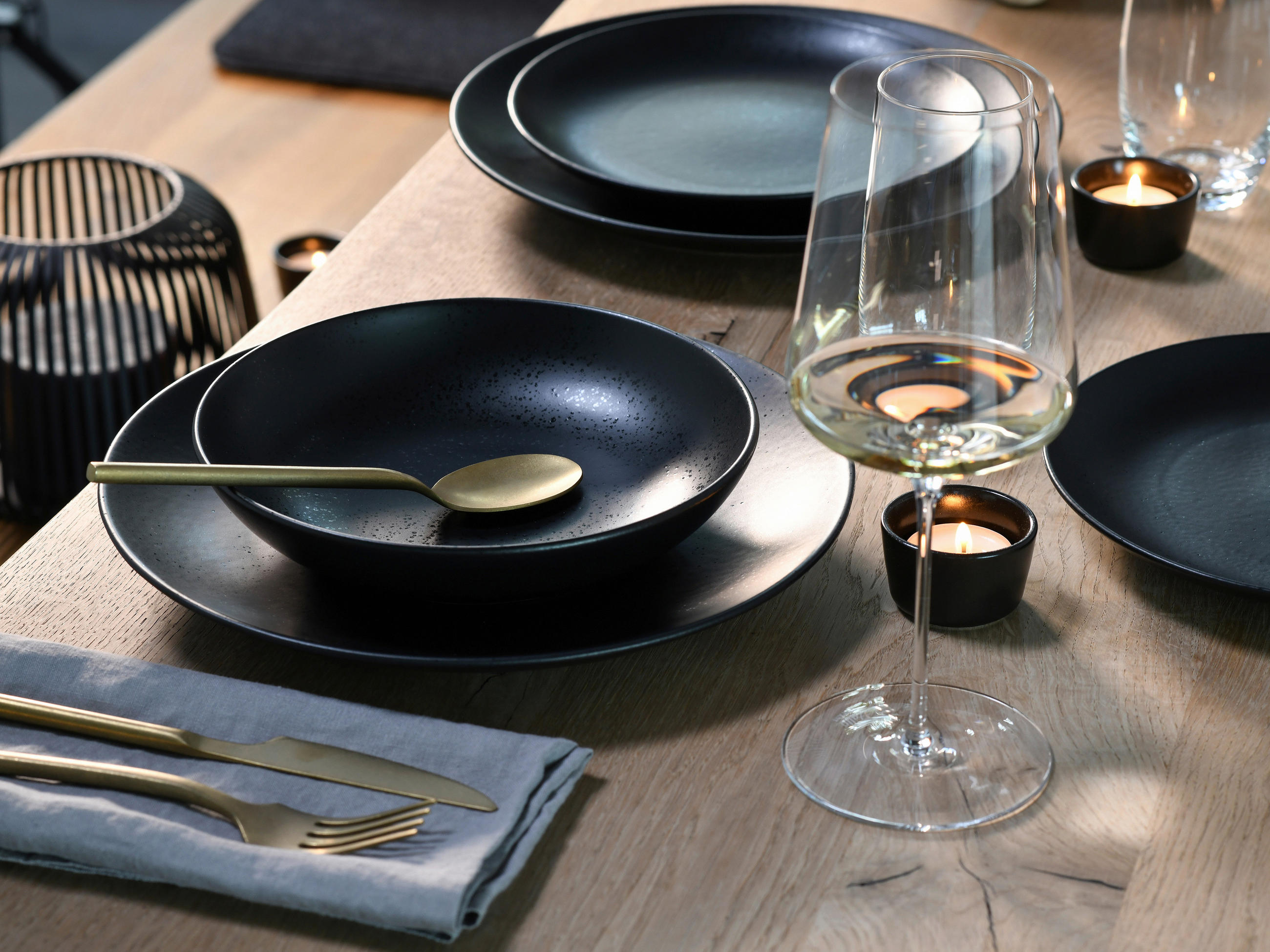 JEDÁLENSKÝ SERVIS, kamenina - čierna, Basics, keramika - Creatable