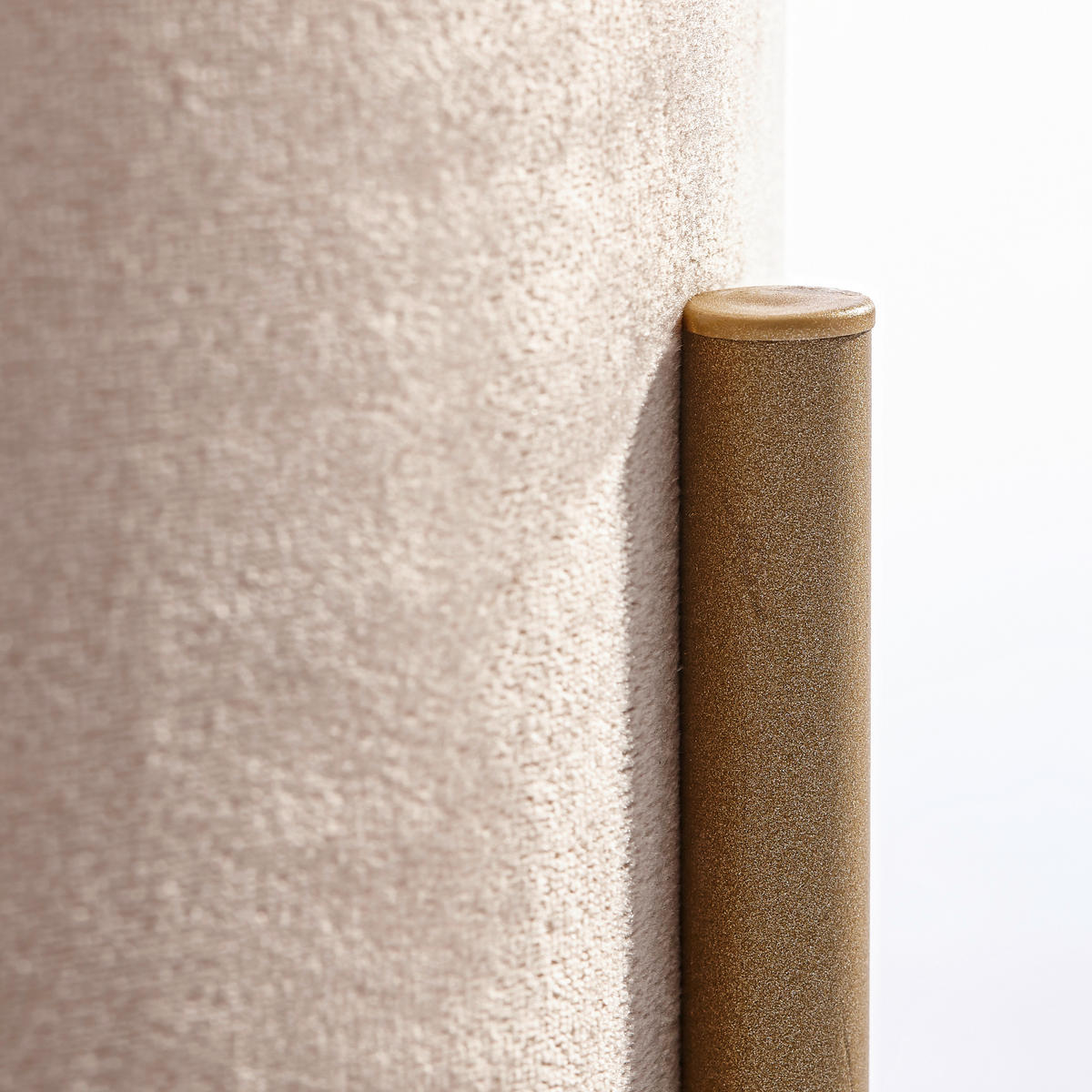 HOCKER Samt Goldfarben, Beige  - Beige/Goldfarben, Design, Textil/Metall (35/42/35cm) - Ambia Home