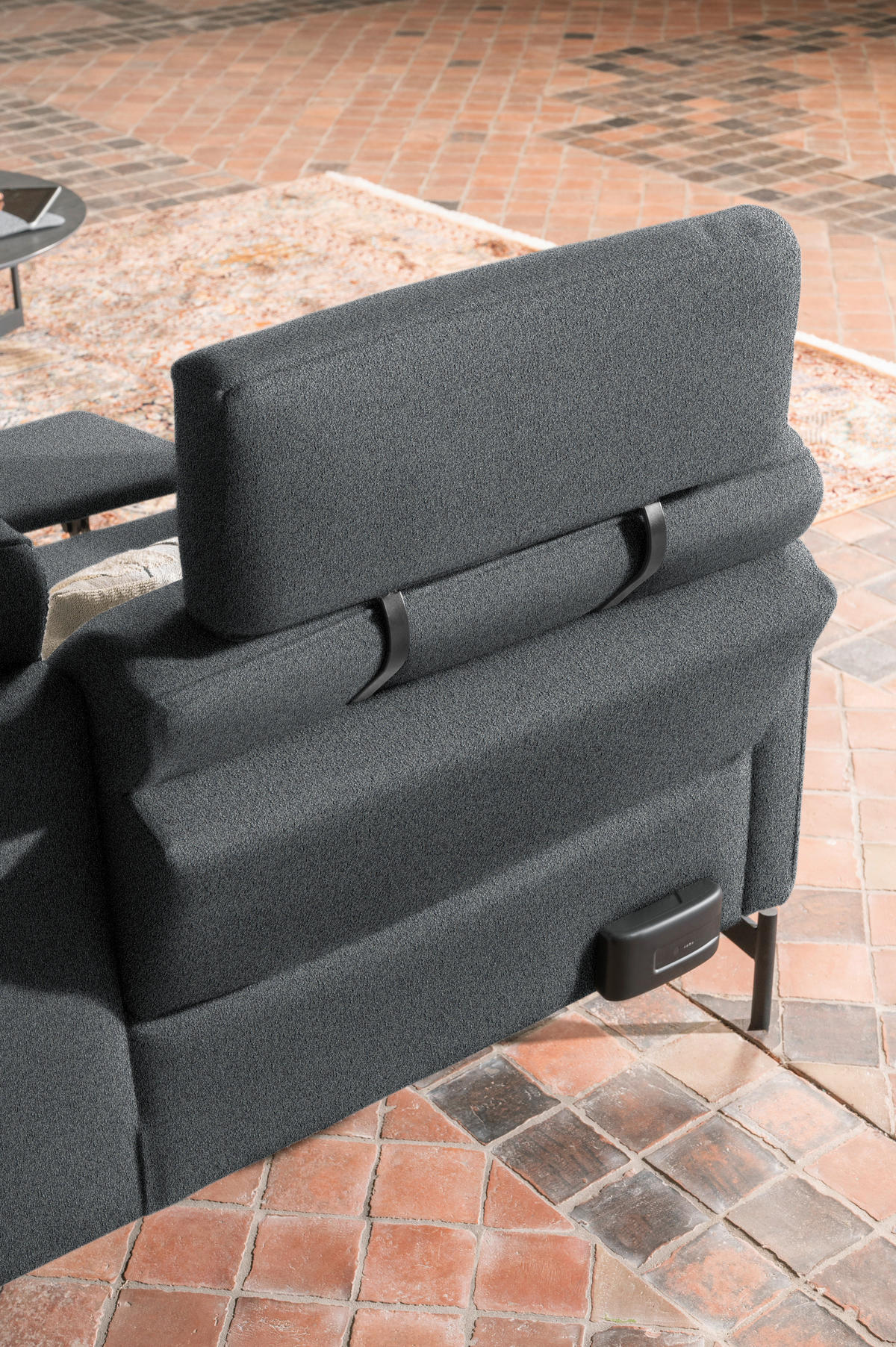 ECKSOFA in Flachgewebe, Struktur Grau  - Anthrazit/Grau, Design, Textil/Metall (254/230cm) - Johann Jakob