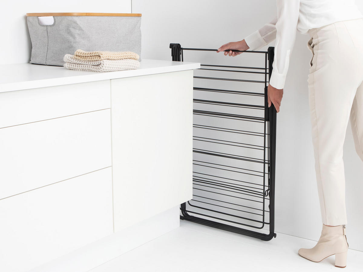 STALAK ZA SUŠENJE RUBLJA - crna, Design, metal (66,1/98,9cm) - Brabantia