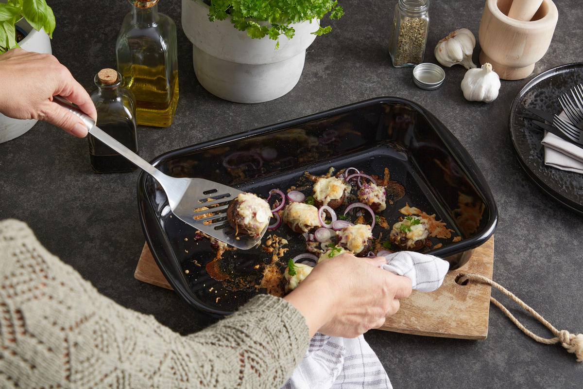 KALUP ZA PEČENJE  - crna, Konvencionalno, metal (39,30/25,20/7,70cm) - Riess