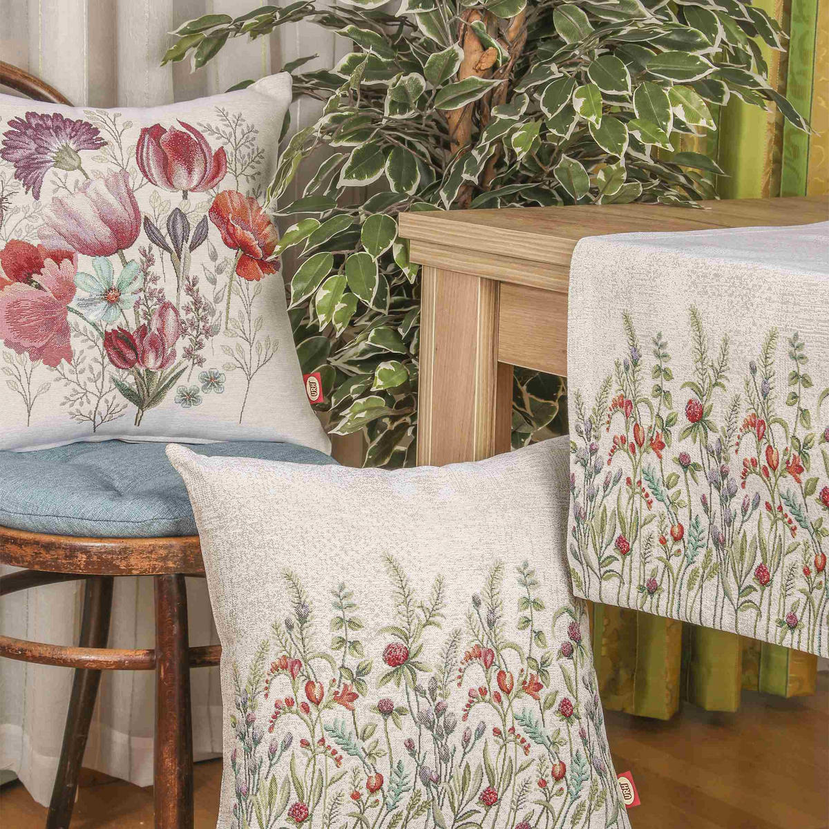 UKRASNI JASTUČIĆ 45/45 cm   FLORA  - Basics, tekstil (45/45cm)