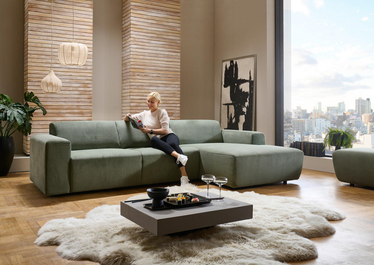 ECKSOFA in Feincord Waldgrün  301/177 cm  - Waldgrün/Schwarz, Design, Kunststoff/Textil (301/177cm) - Beldomo Style