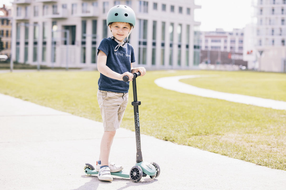 Kinderscooter Highwaykick 3  - Dunkelgrün, Trend, Kunststoff/Metall (24/72cm) - Scoot and Ride