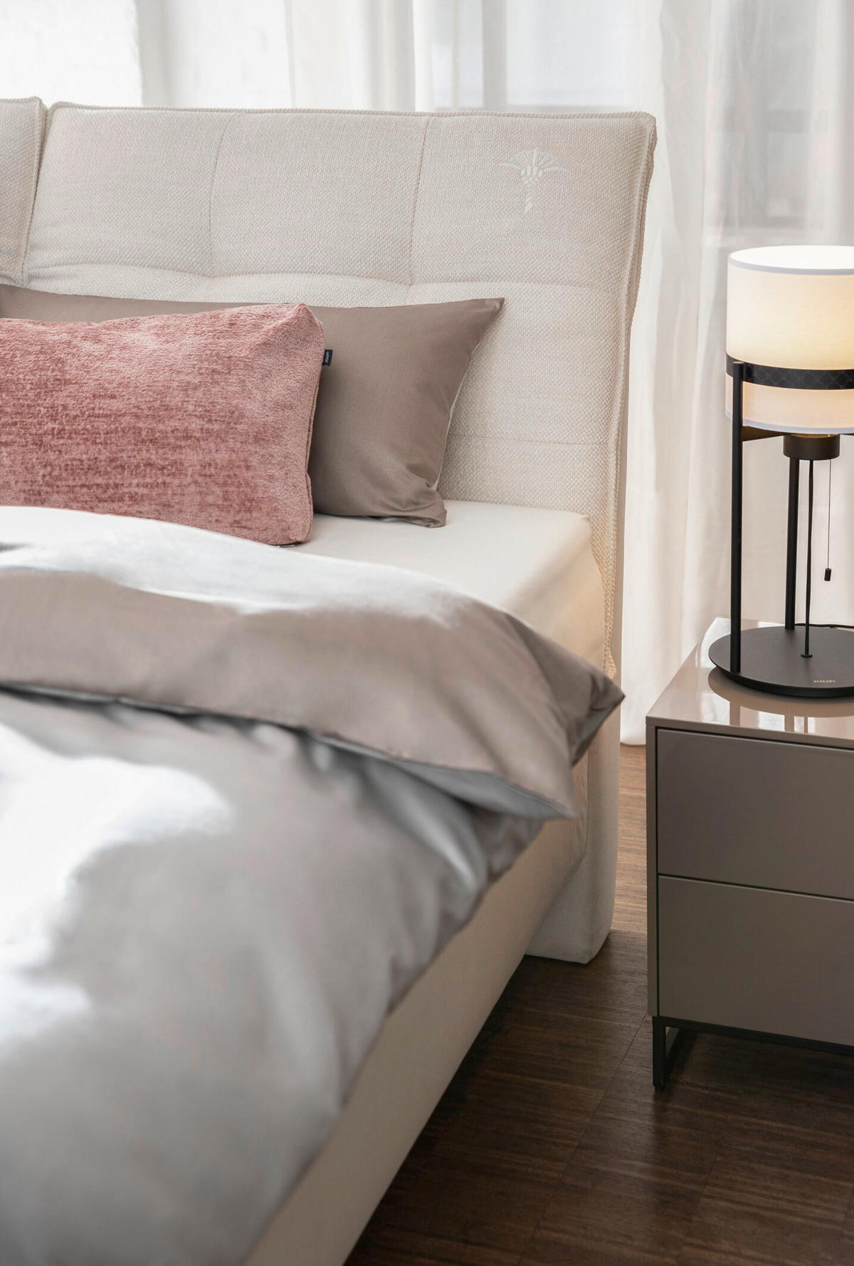 BOXSPRINGBETT 180/200 cm  in Beige  - Beige/Schwarz, Design, Textil/Metall (180/200cm) - Joop!