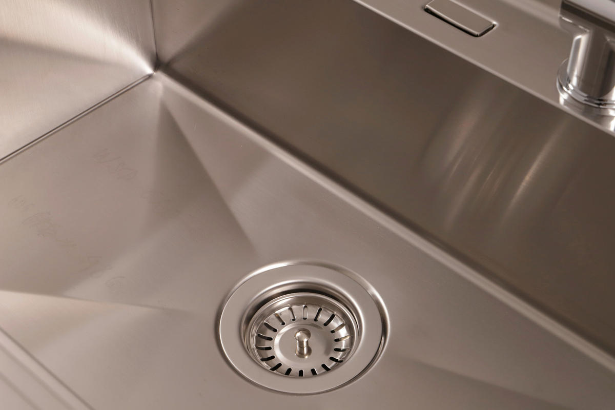 DISKHO 17501000620500100-80  - stålfärgad, Basics, metall (62/24,5/50cm) - Respekta