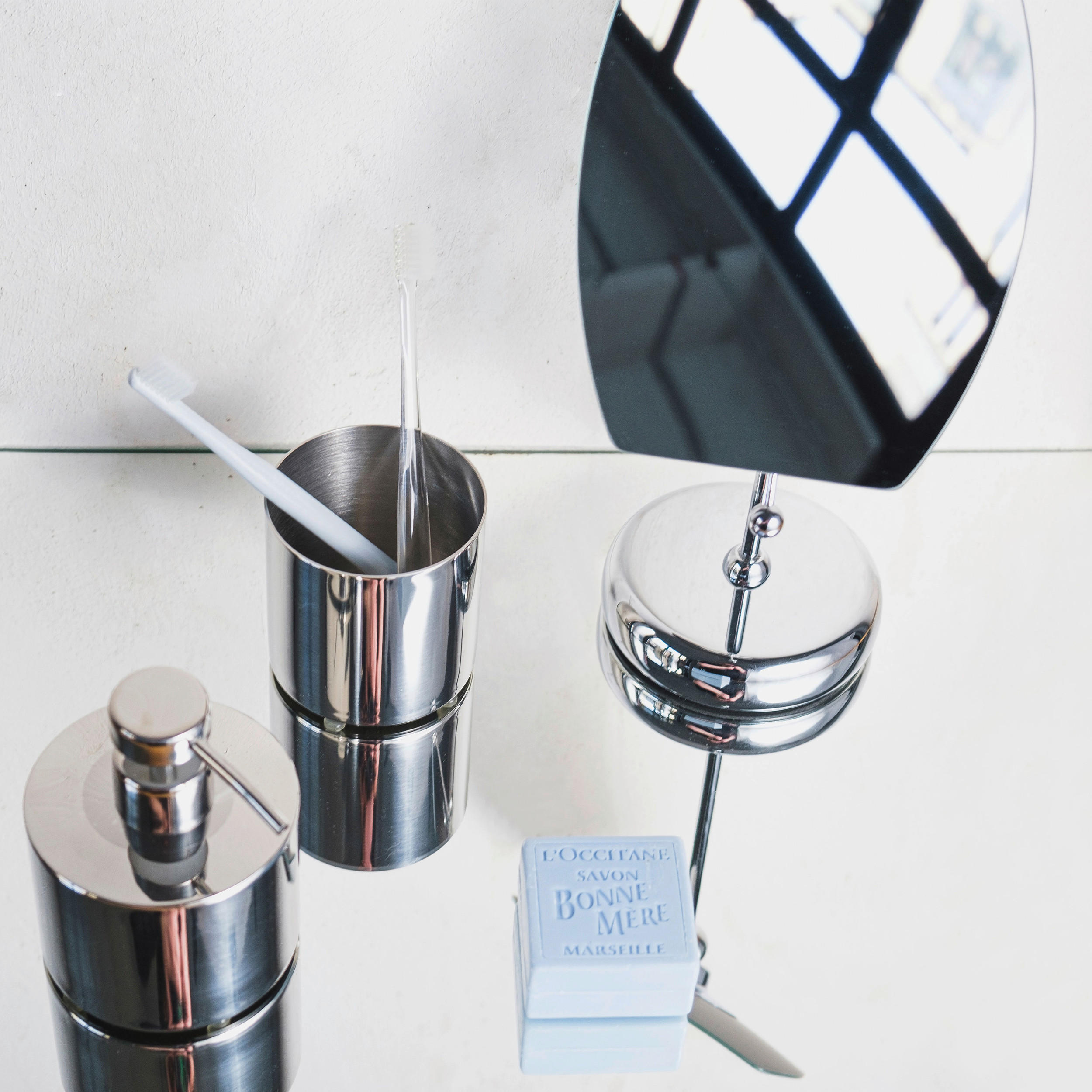 SCHMINKSPIEGEL  - Silberfarben, Basics (15,5/19cm) - Moeve