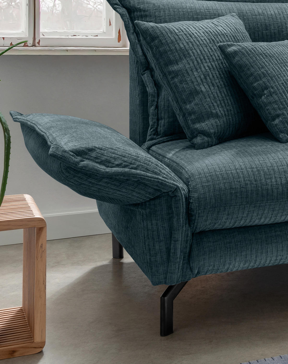 ECKSOFA in Velours Blau  - Blau/Schwarz, Design, Textil/Metall (255/180cm) - Livetastic